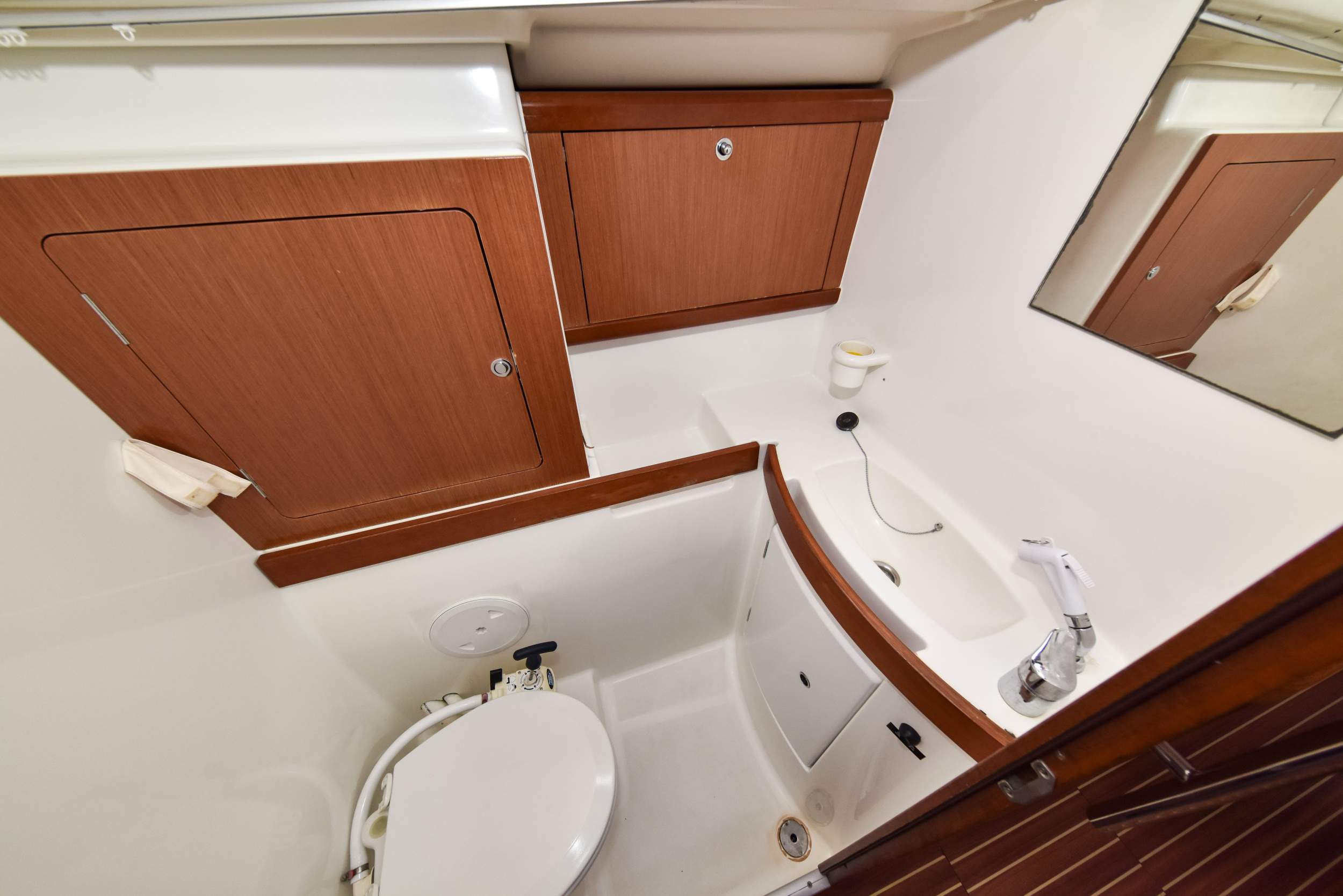 Oceanis 43 — photo 27