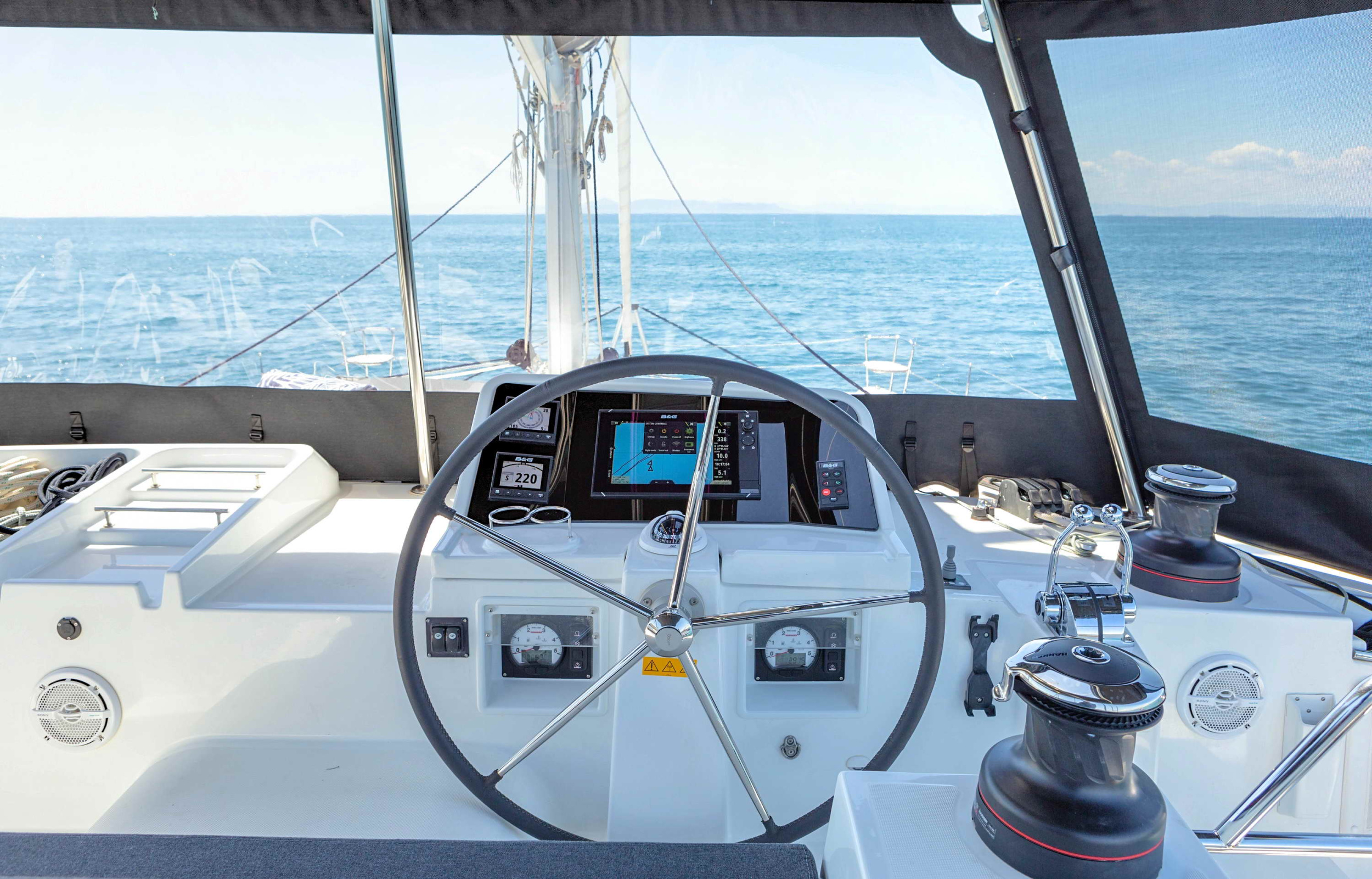Lagoon 450 Flybridge — photo 9