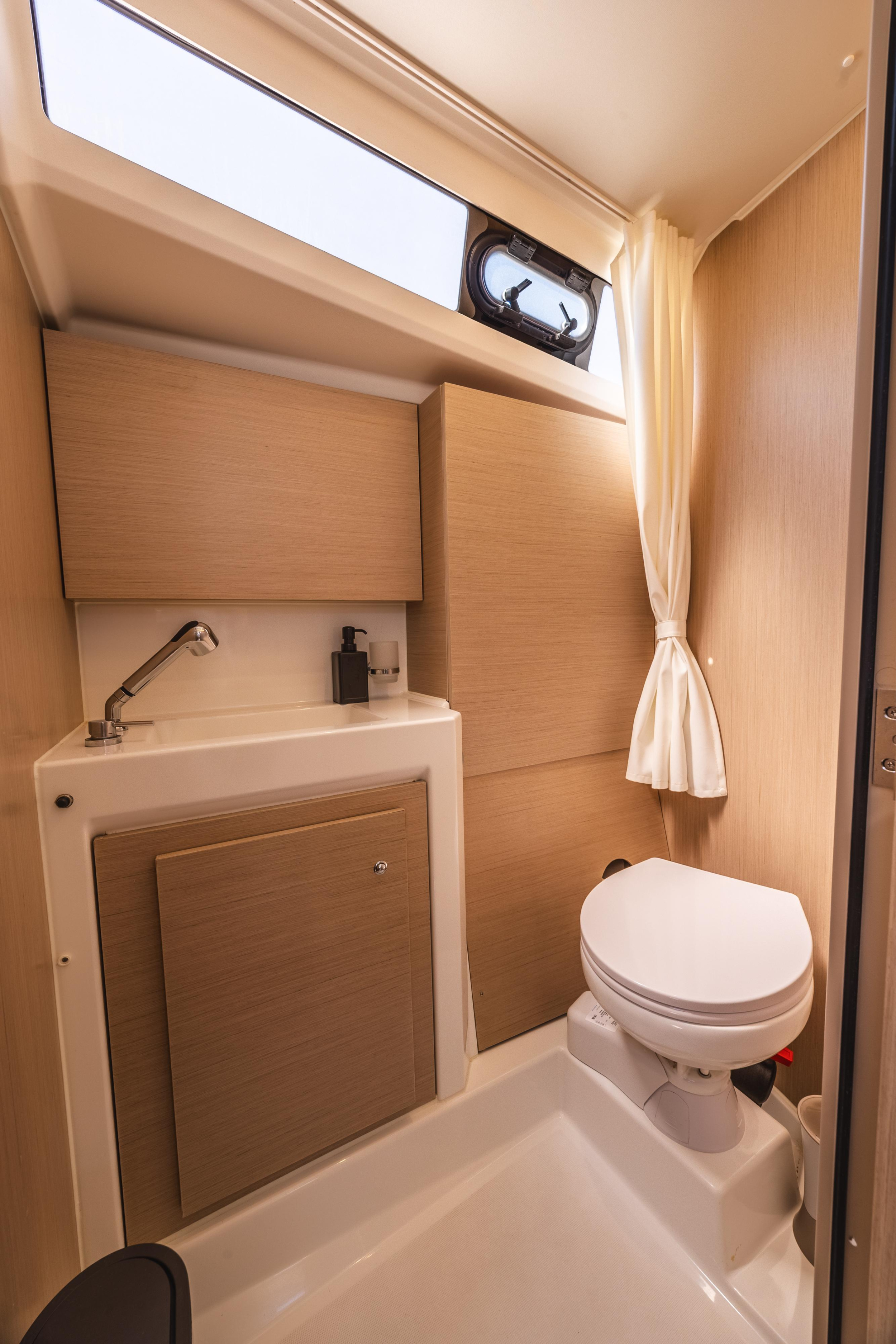 Oceanis 37.1 — photo 22
