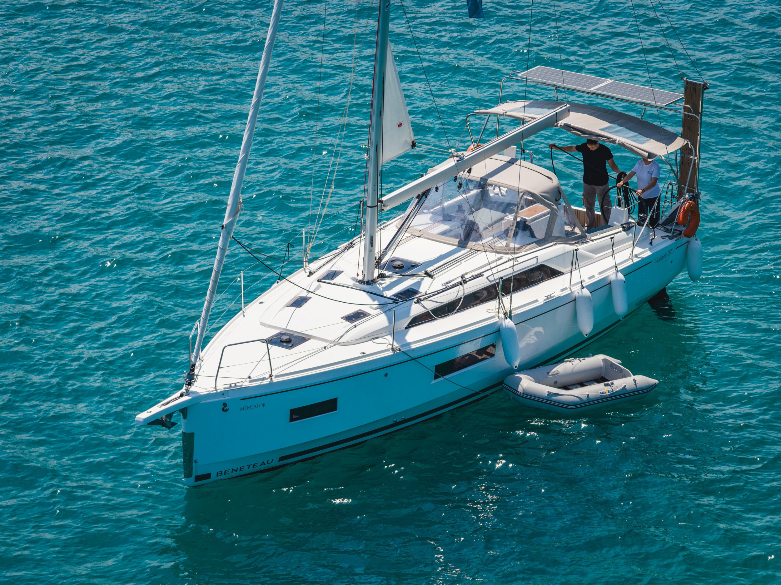 Oceanis 37.1 — photo 32