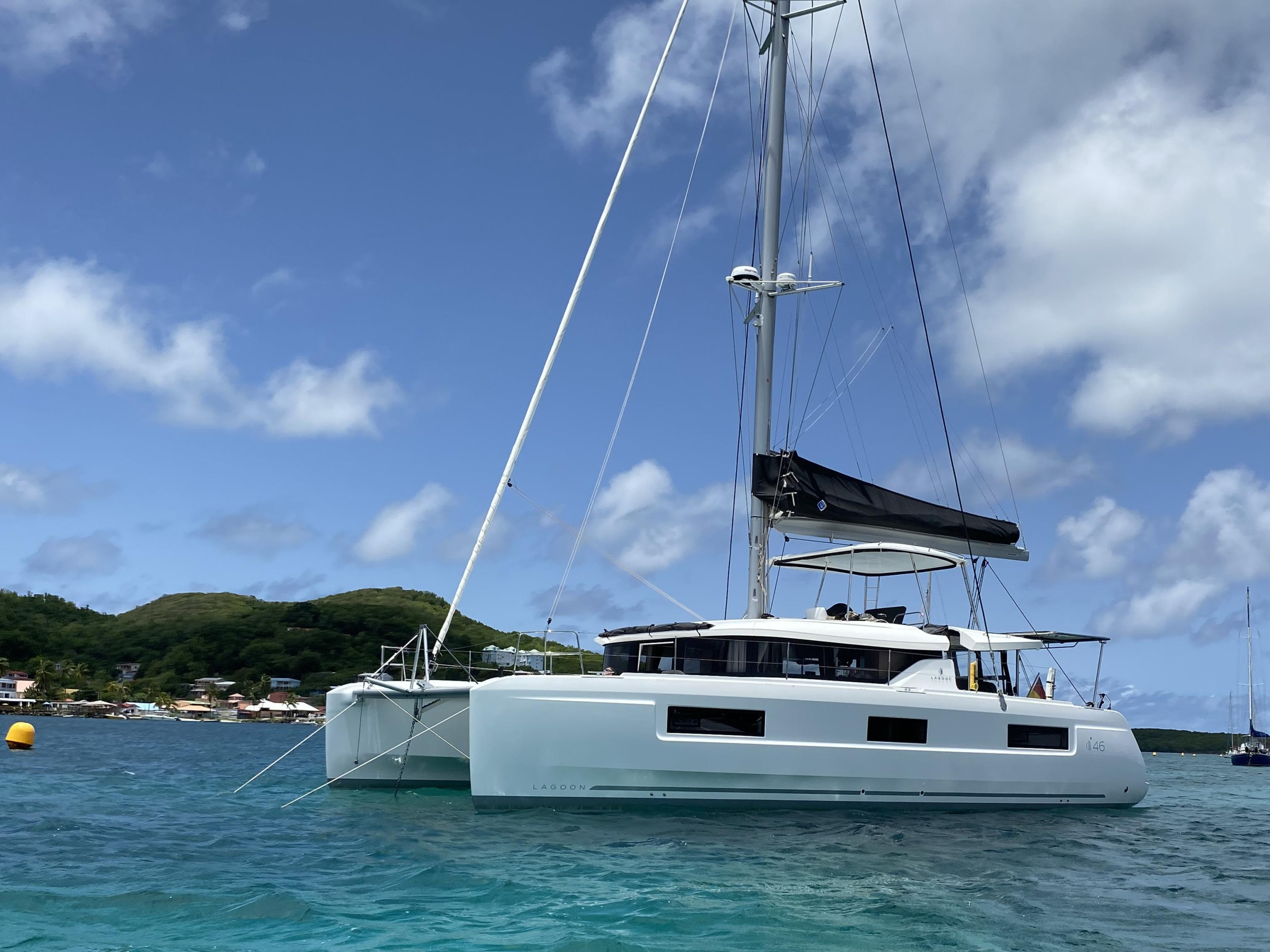 Lagoon 46 — photo 1