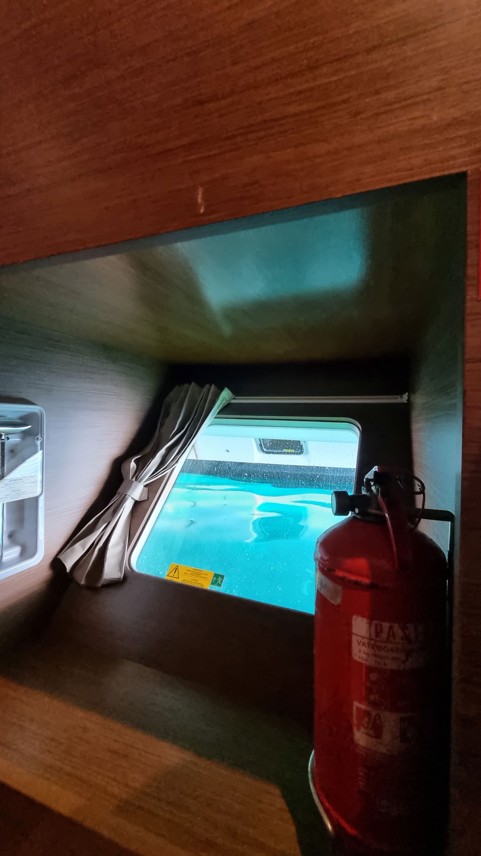 Lagoon 450F — photo 20