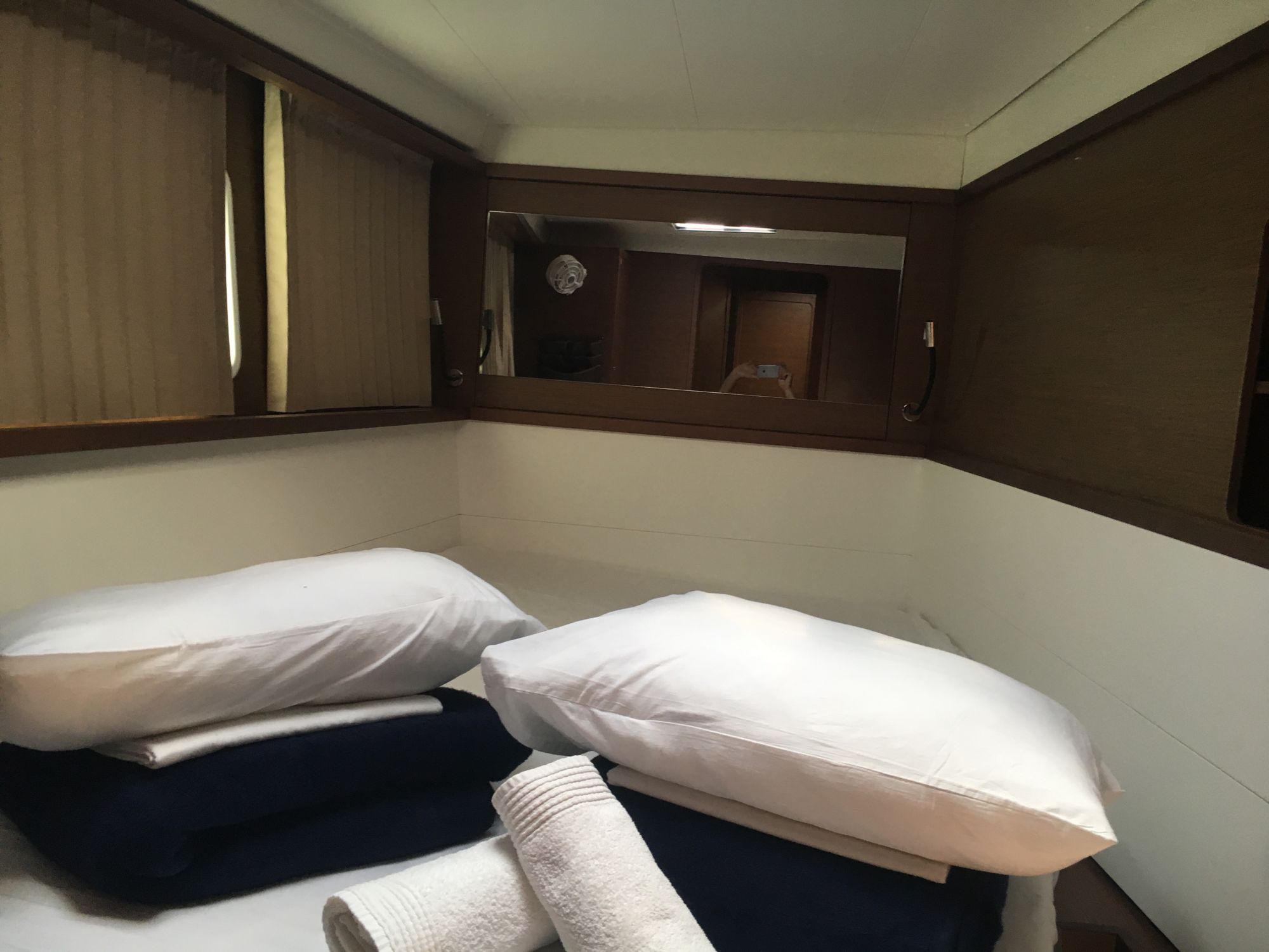 Lagoon 450F — photo 31