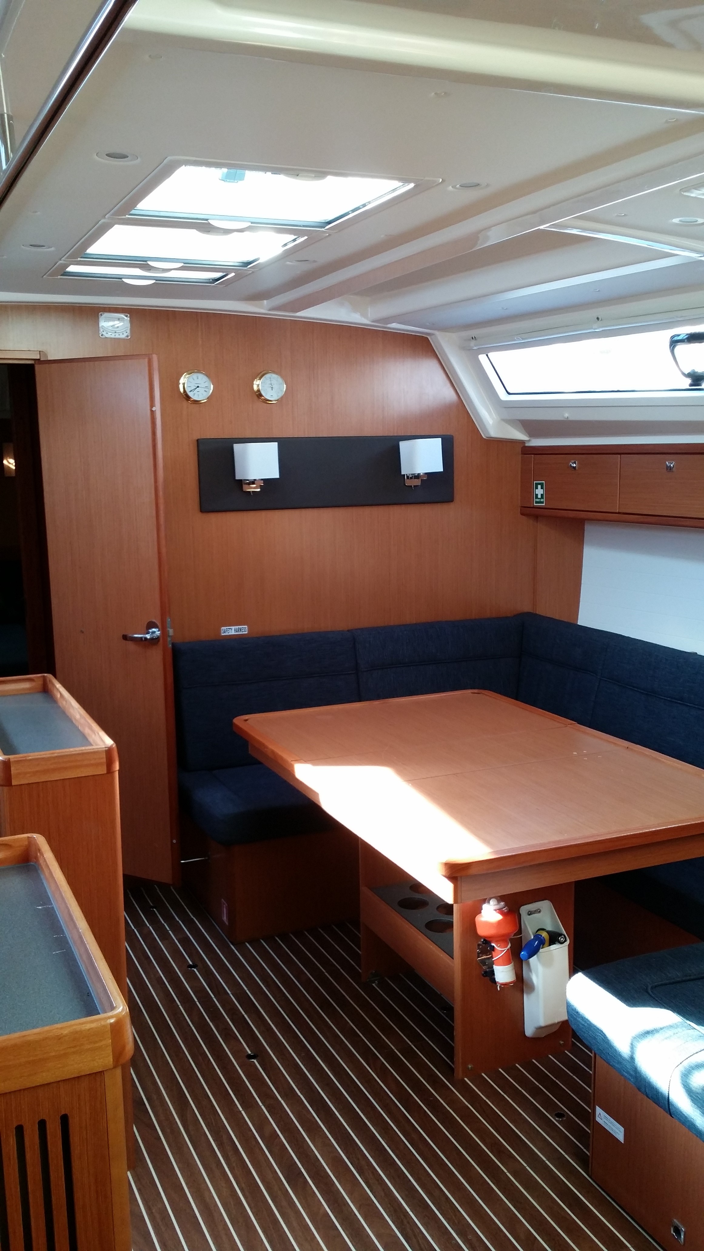 Bavaria 46 Cruiser — photo 11