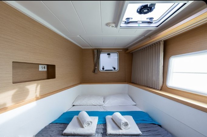 Lagoon 400 S2 — photo 8