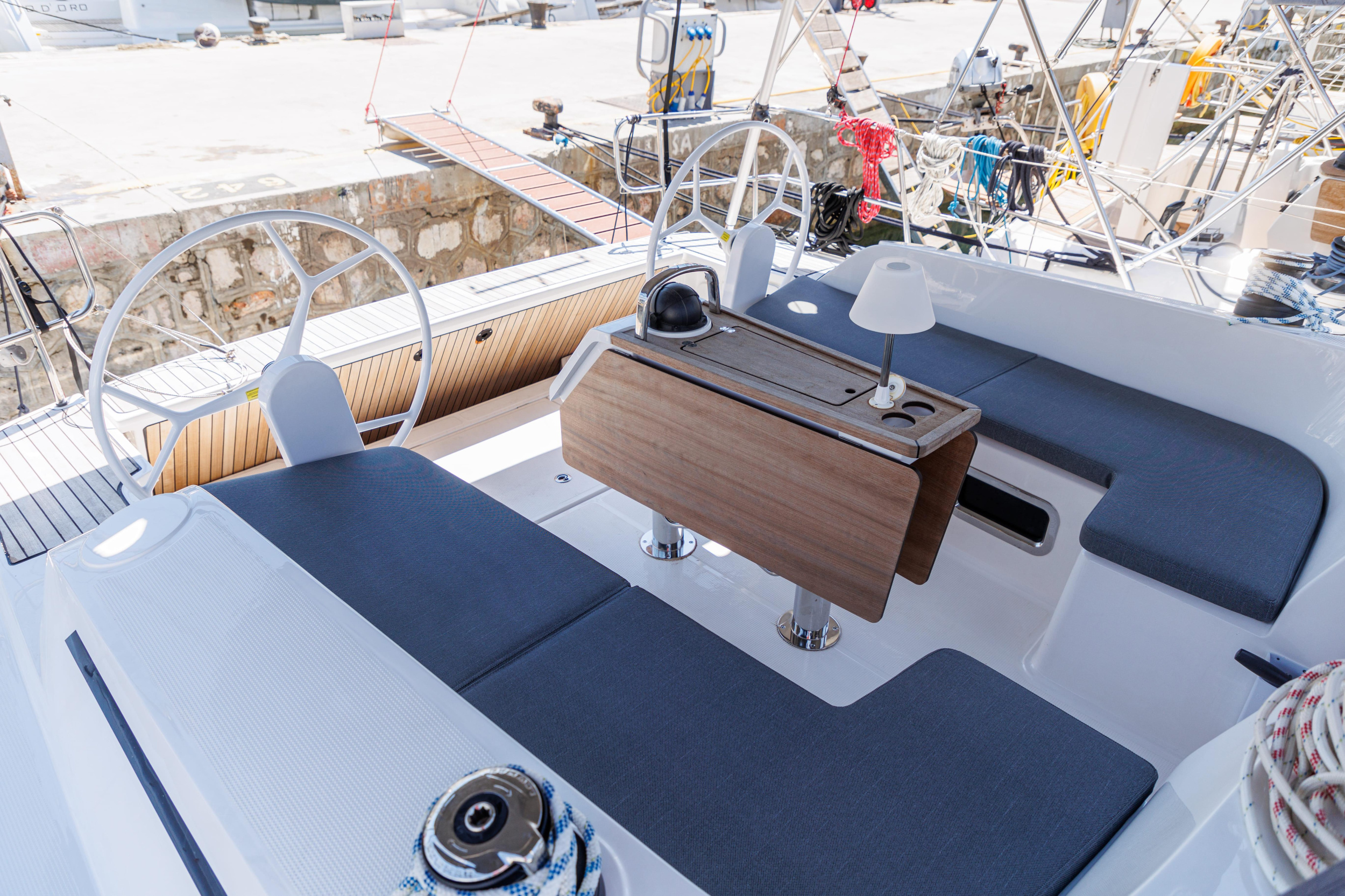 Bavaria Cruiser 46 — photo 9