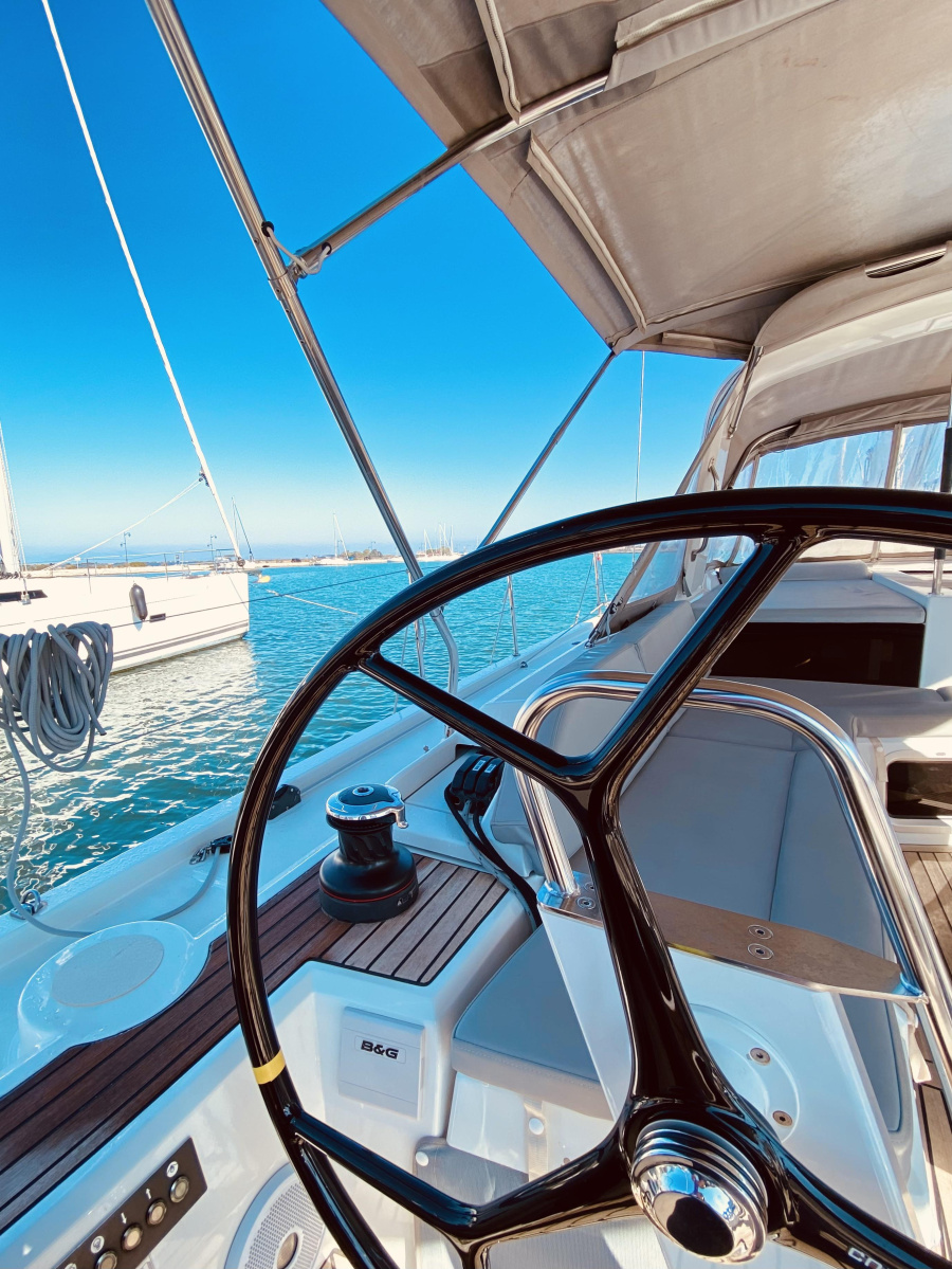 Beneteau Oceanis 51.1 — photo 2