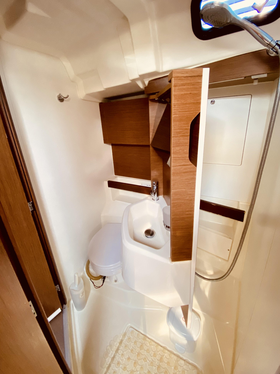 Beneteau Oceanis 51.1 — photo 17