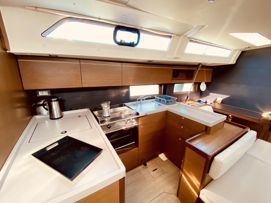Beneteau Oceanis 51.1 — photo 15