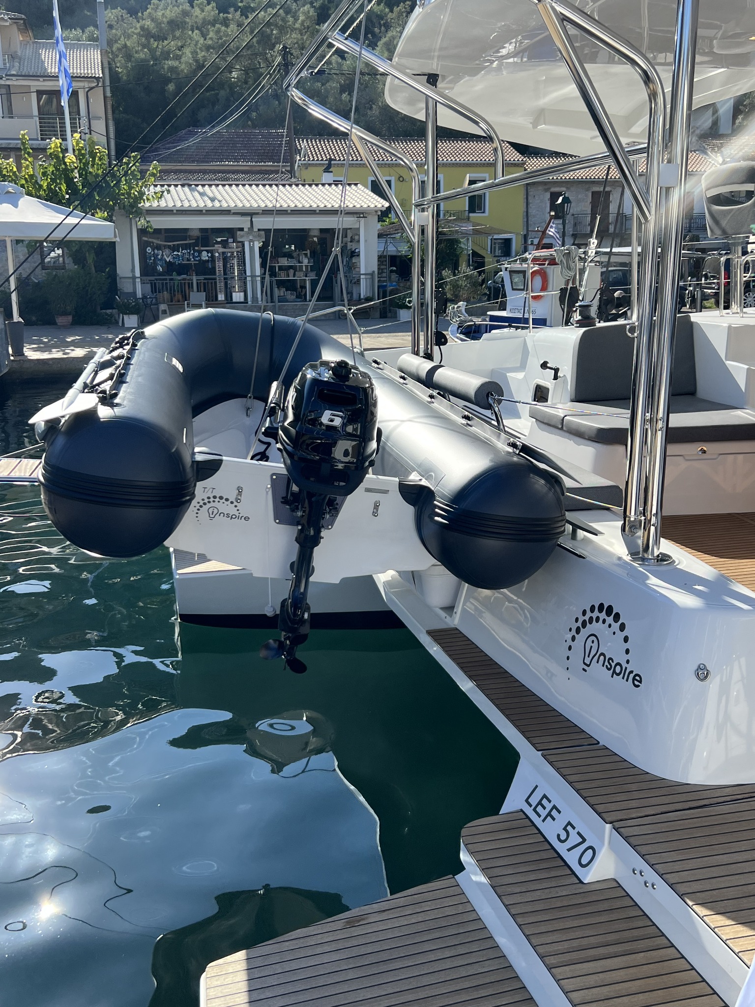 Lagoon 42 — photo 18