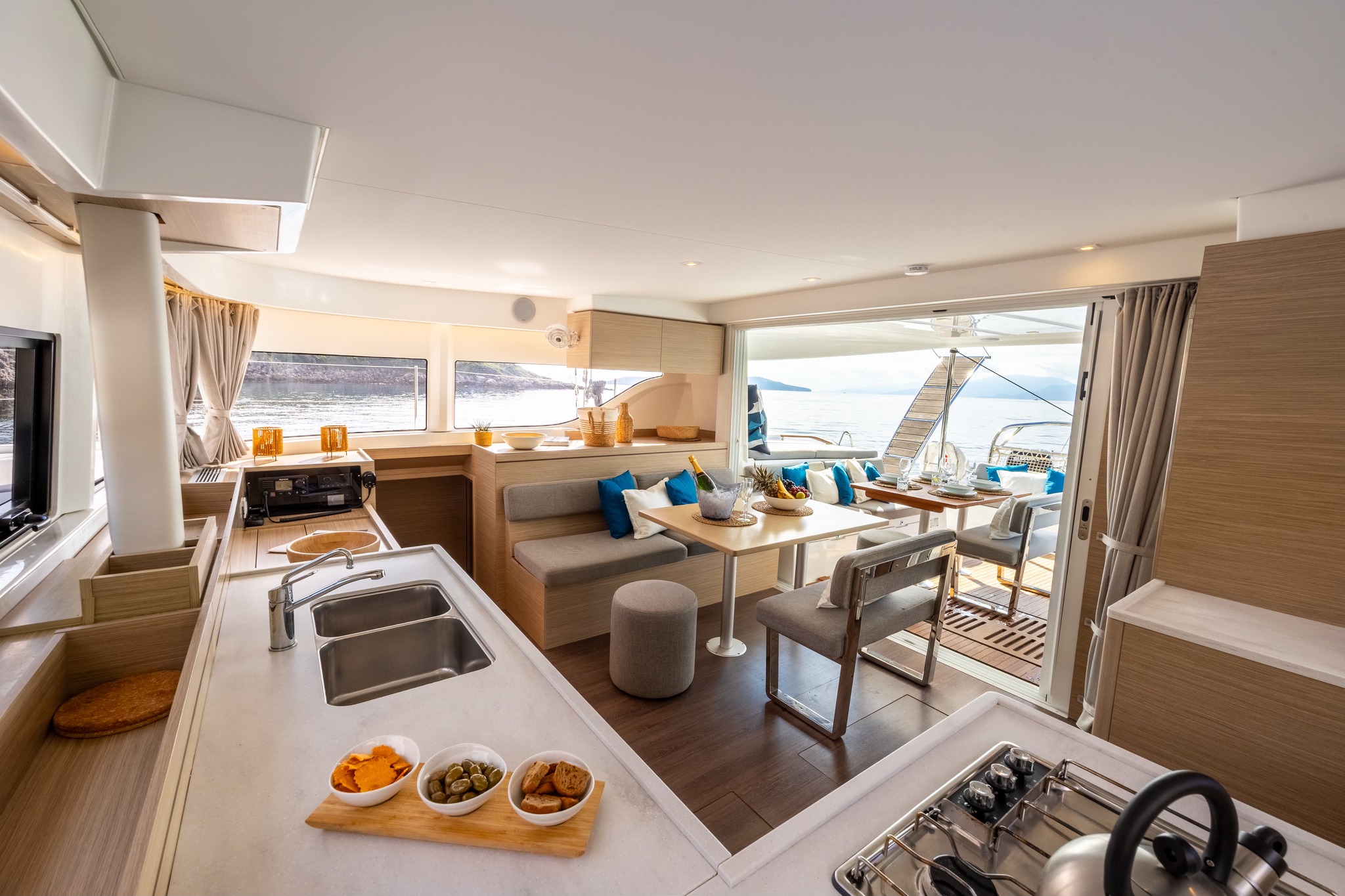 Lagoon 43 — photo 15