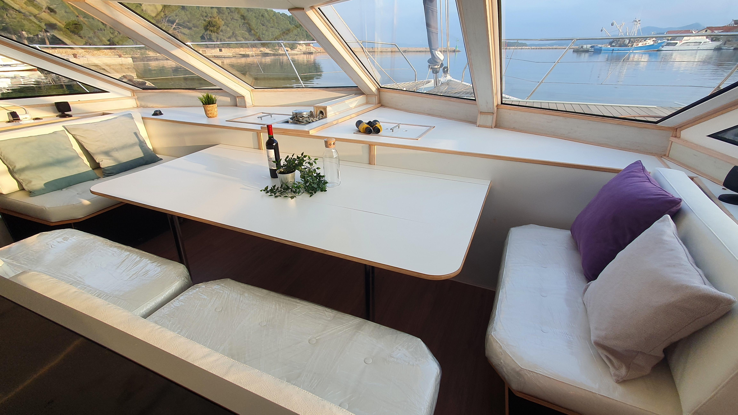 Catamaran — photo 18