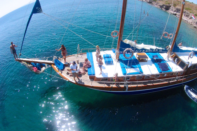 Sailing Gulet Musandira — photo 4