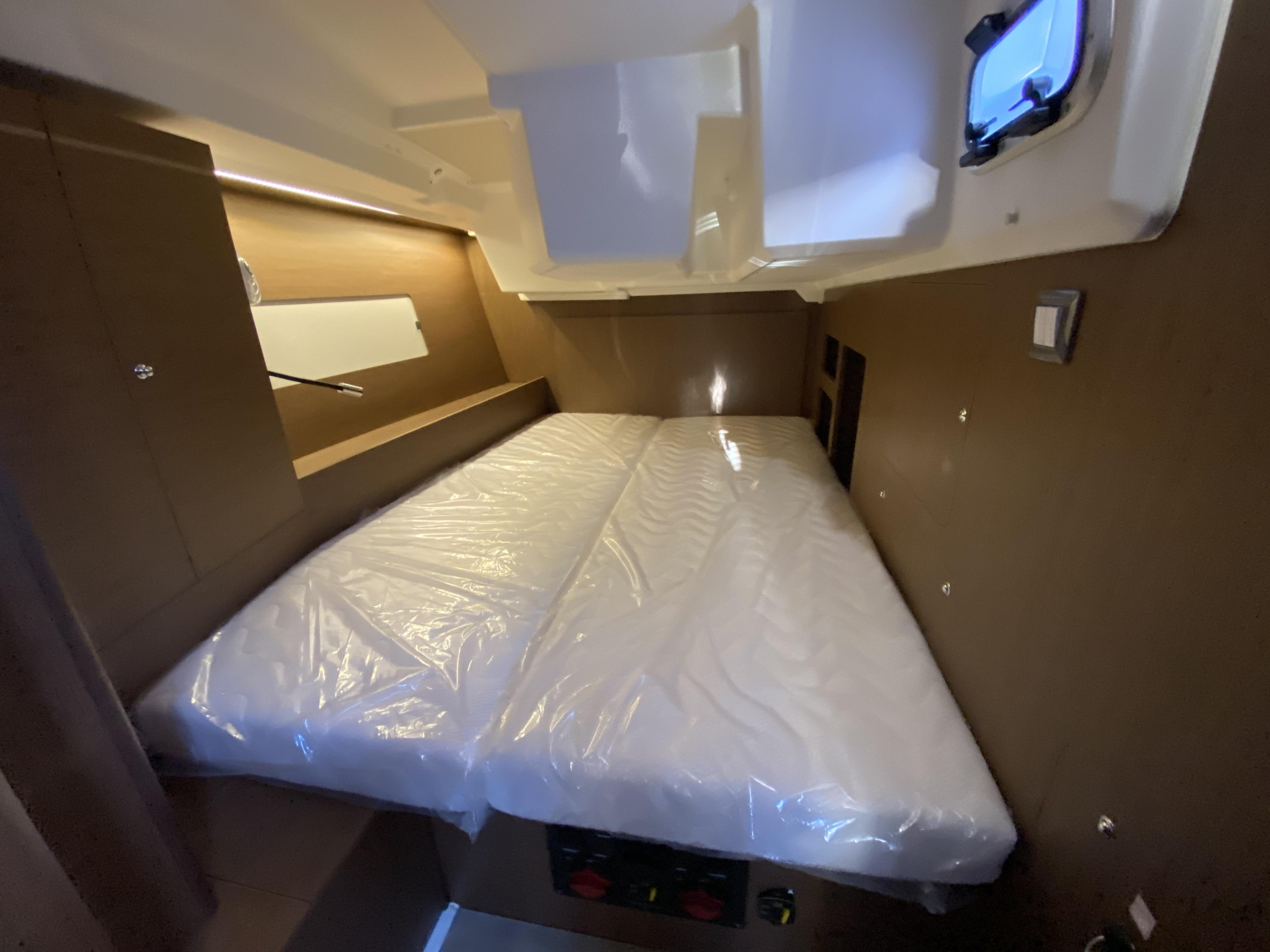 Oceanis 46.1 — photo 9