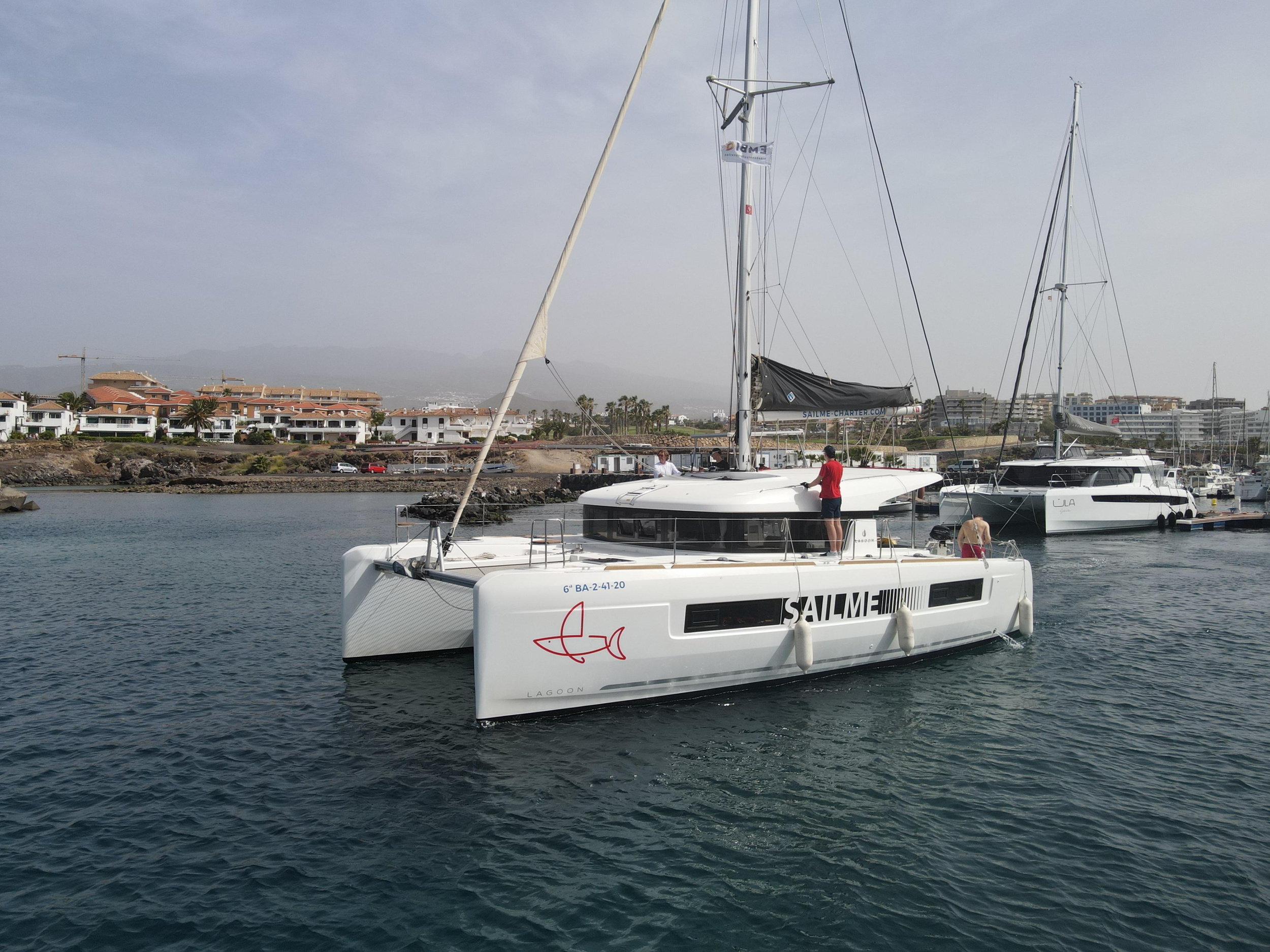 Lagoon 40 — photo 18