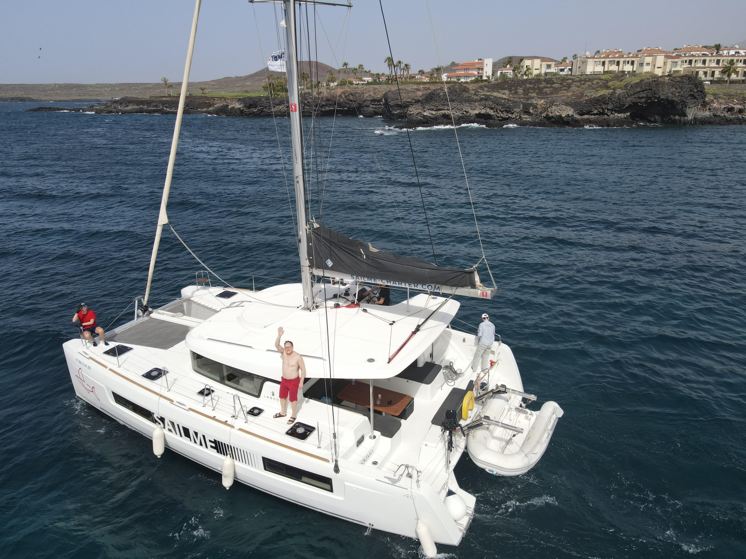 Lagoon 40 — photo 2