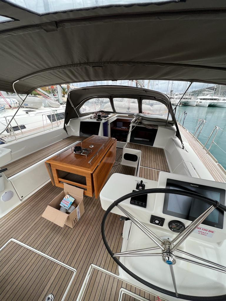 Dufour 520 Grand Large — photo 5