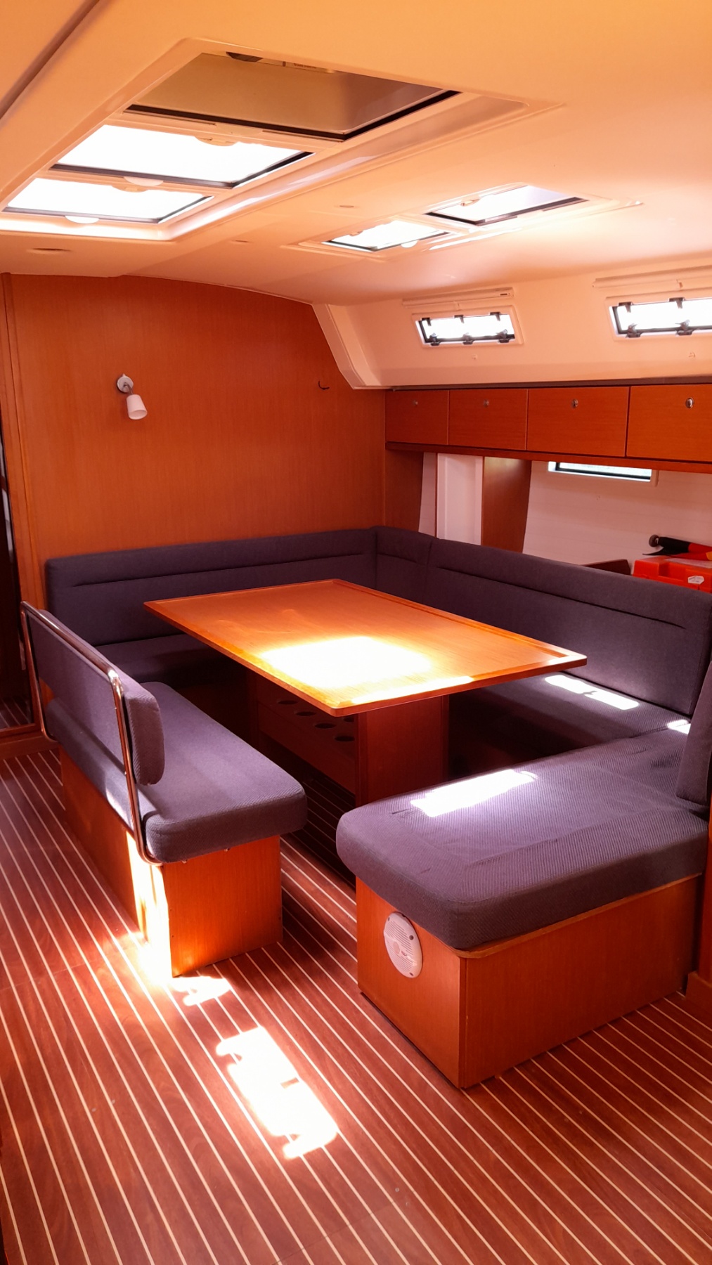 Bavaria 50 Cruiser — photo 33