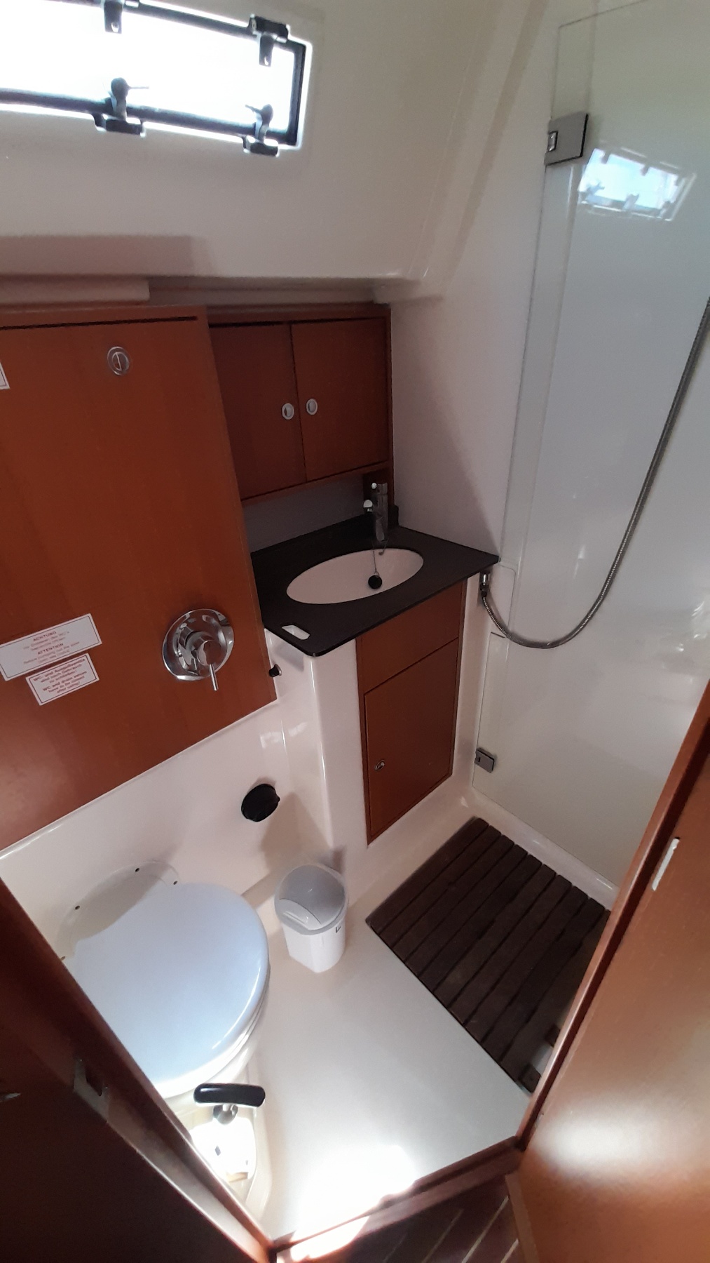 Bavaria 50 Cruiser — photo 7