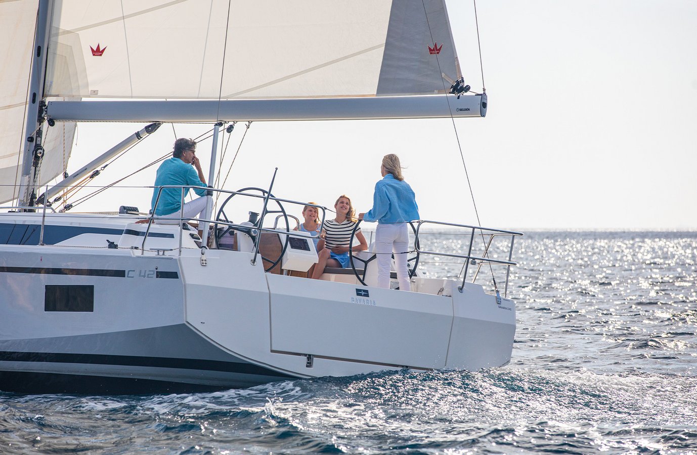 Bavaria C42 — photo 9