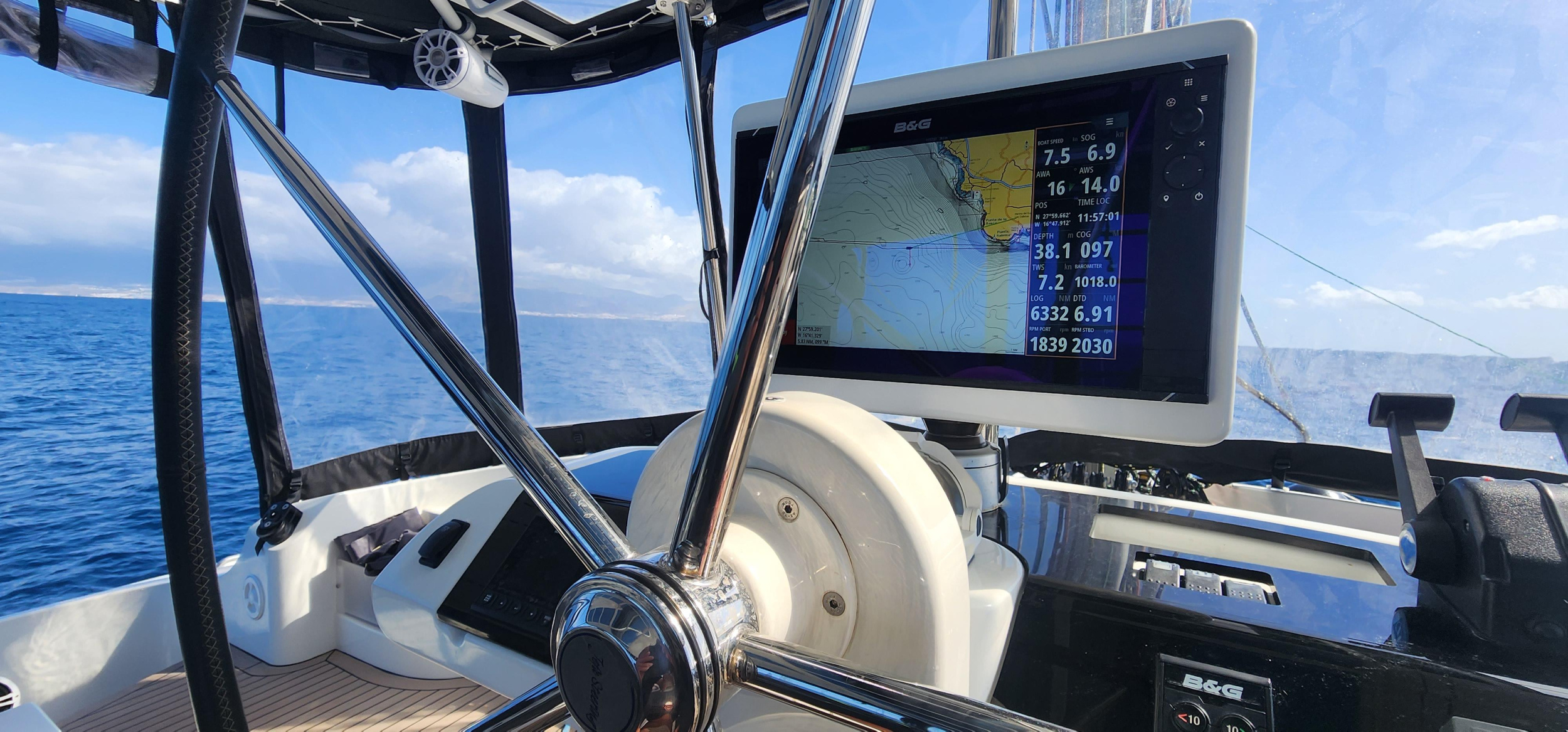 Lagoon 52F — photo 11