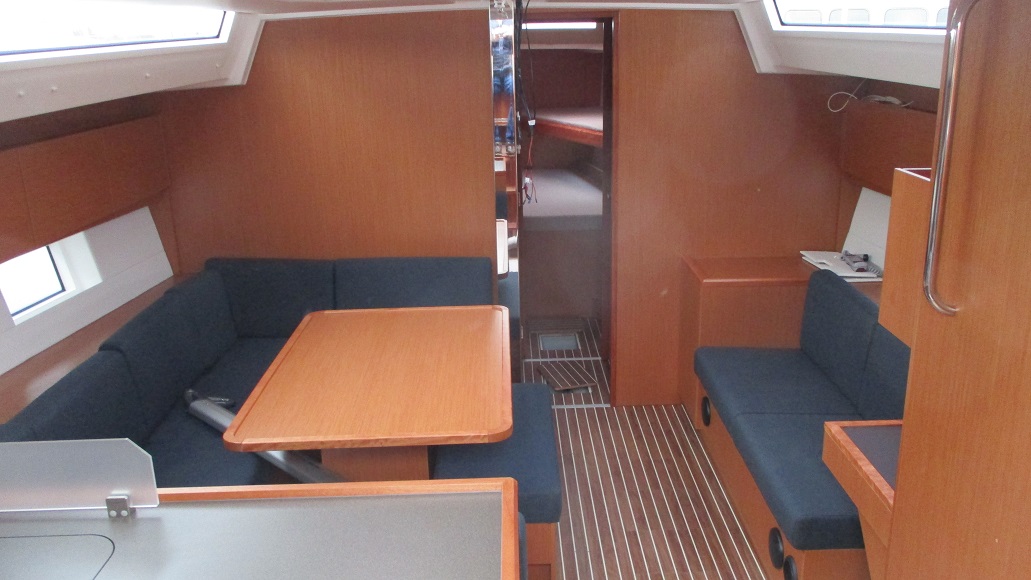 Bavaria C45 — photo 7