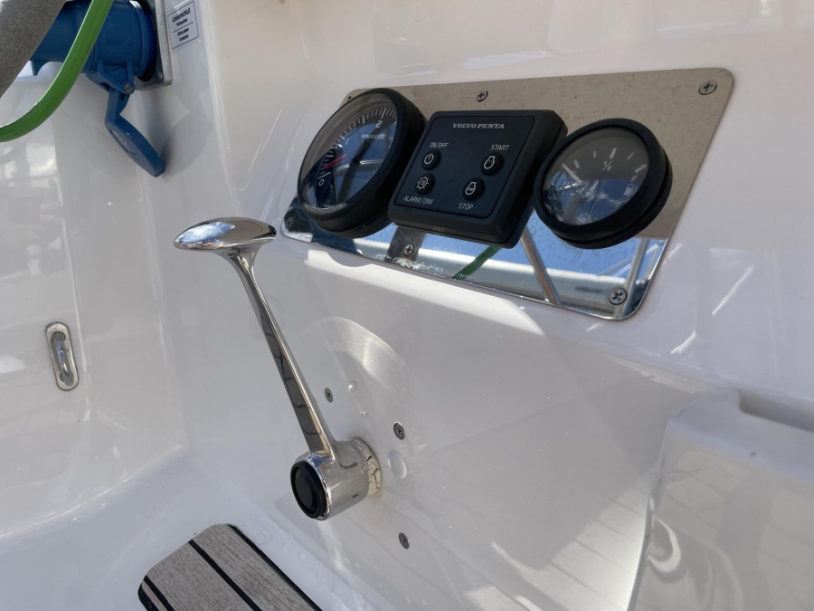 Bavaria Cruiser 41 — photo 4