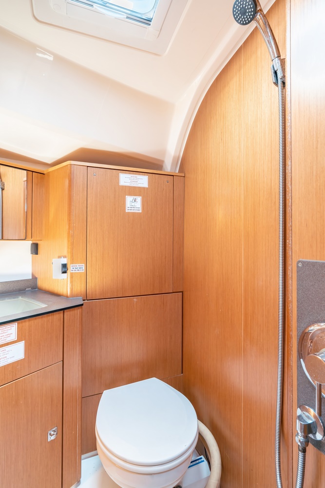 Bavaria 41 Cruiser — photo 14