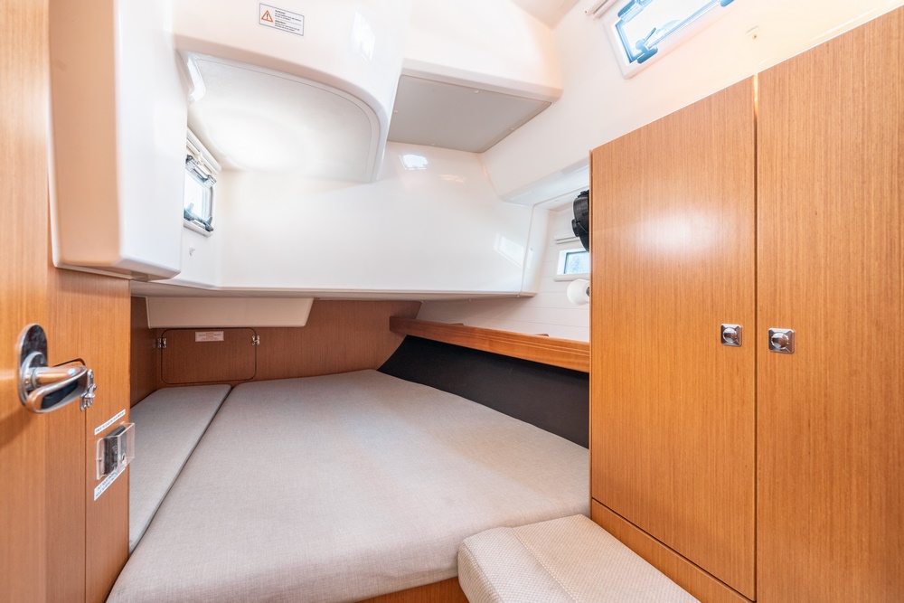 Bavaria 41 Cruiser — photo 12
