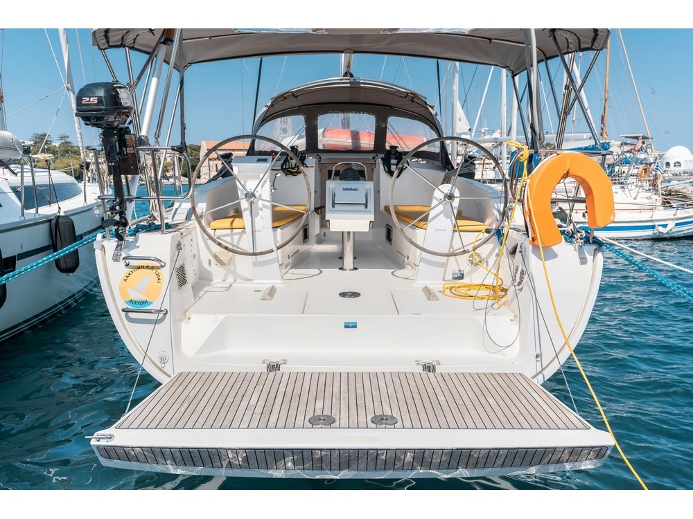 Bavaria 41 Cruiser — photo 1