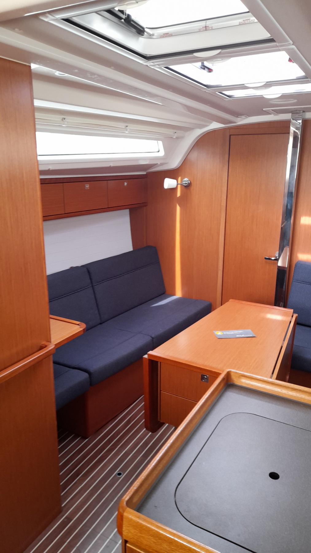 Bavaria 37 Cruiser — photo 21