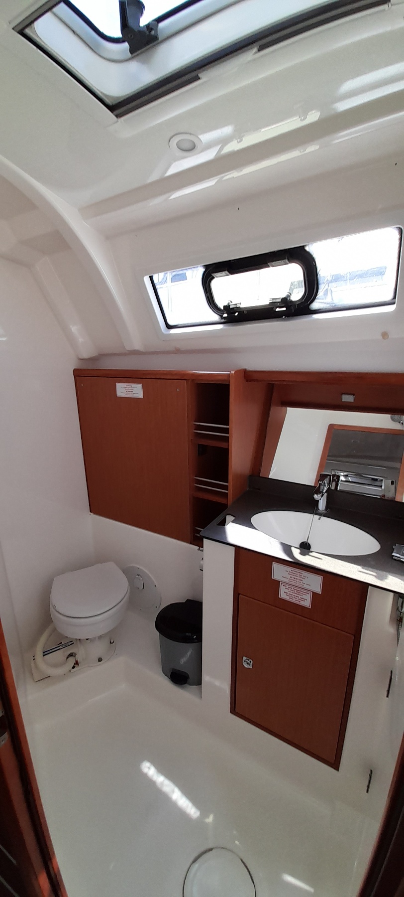Bavaria 41 Cruiser — photo 4