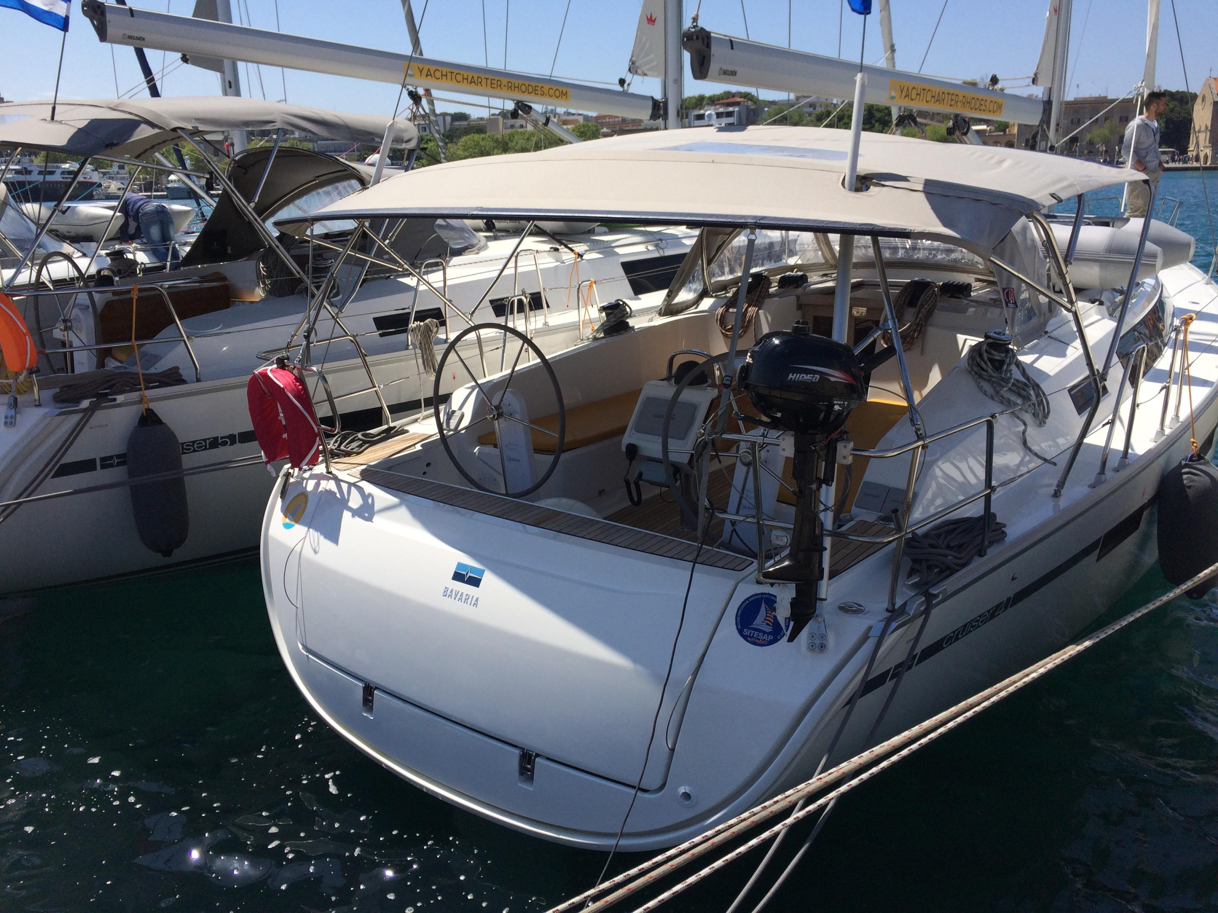 Bavaria 41 Cruiser — photo 13