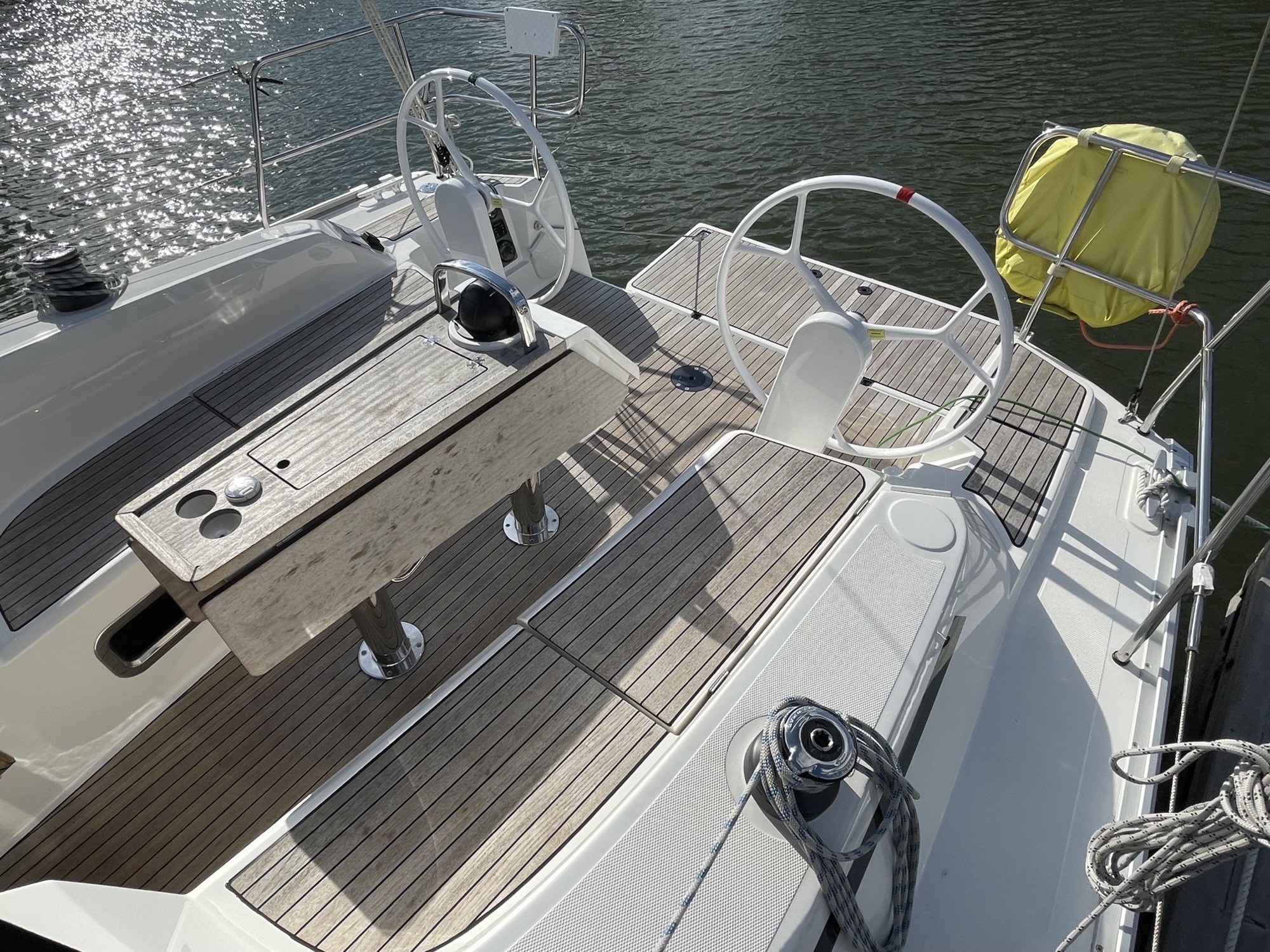 Bavaria Cruiser 34 — photo 1