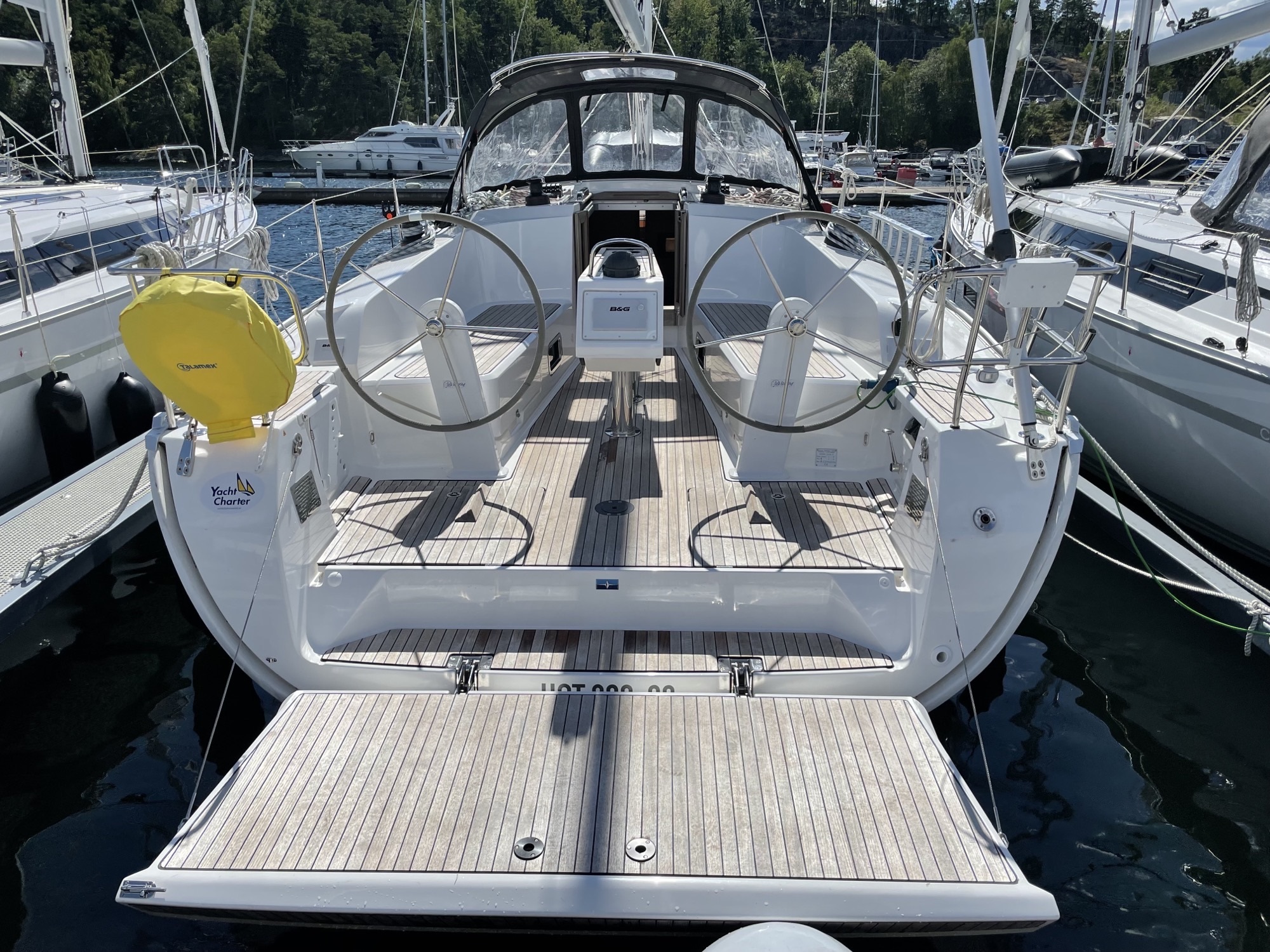 Bavaria Cruiser 41 — photo 1