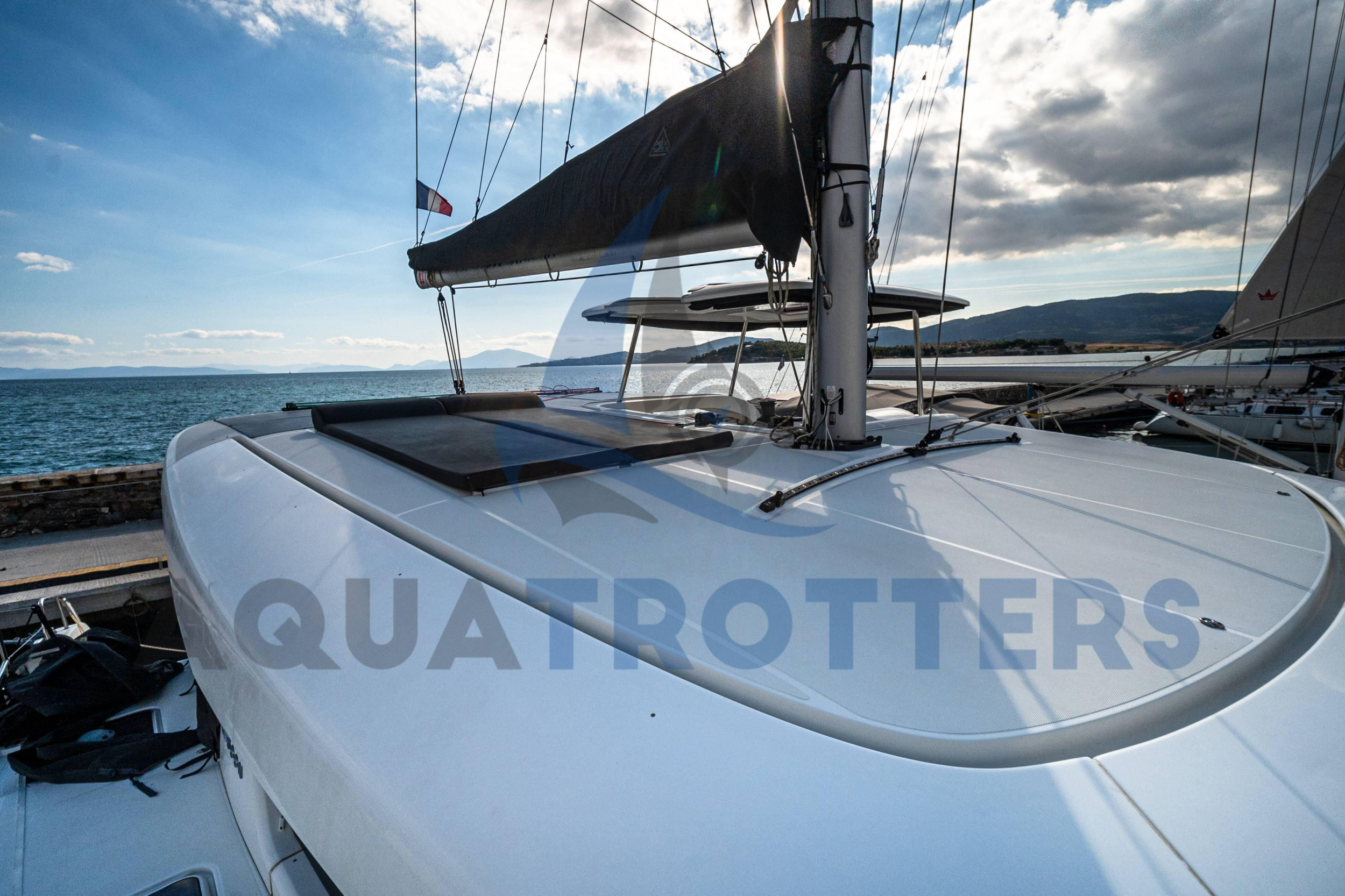 Lagoon 42 — photo 10