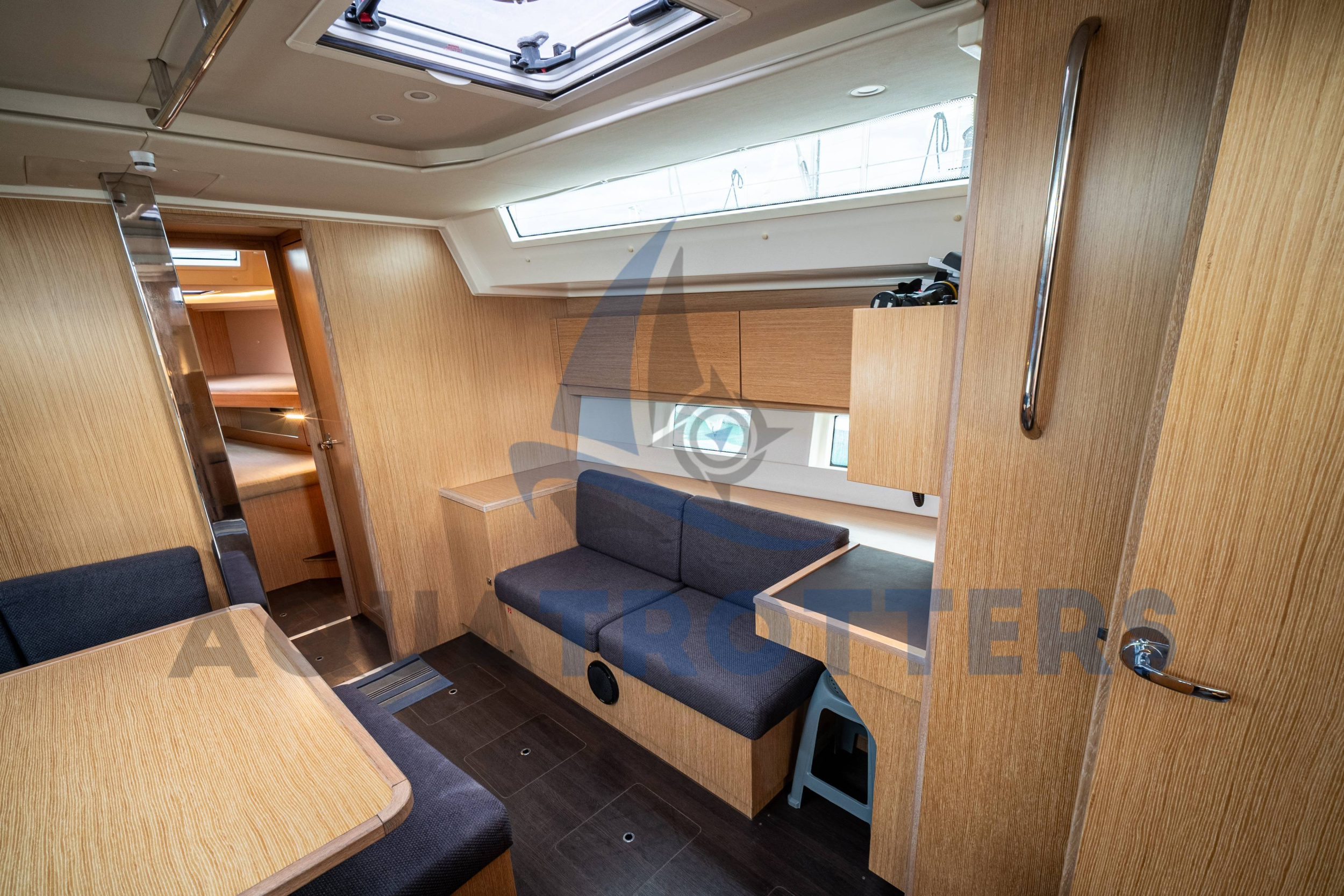 Bavaria C45 — photo 4