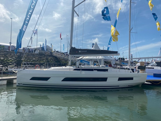 Dufour 41 — photo 1