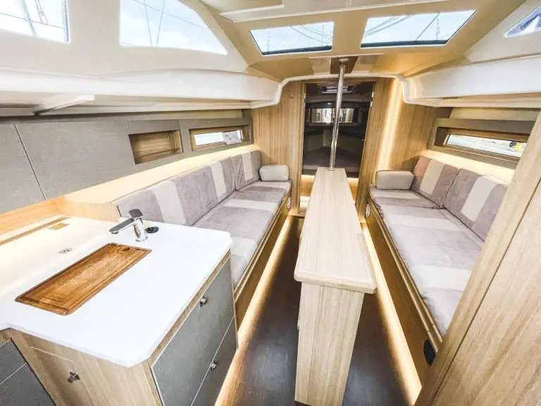 Maxus 34 — photo 16