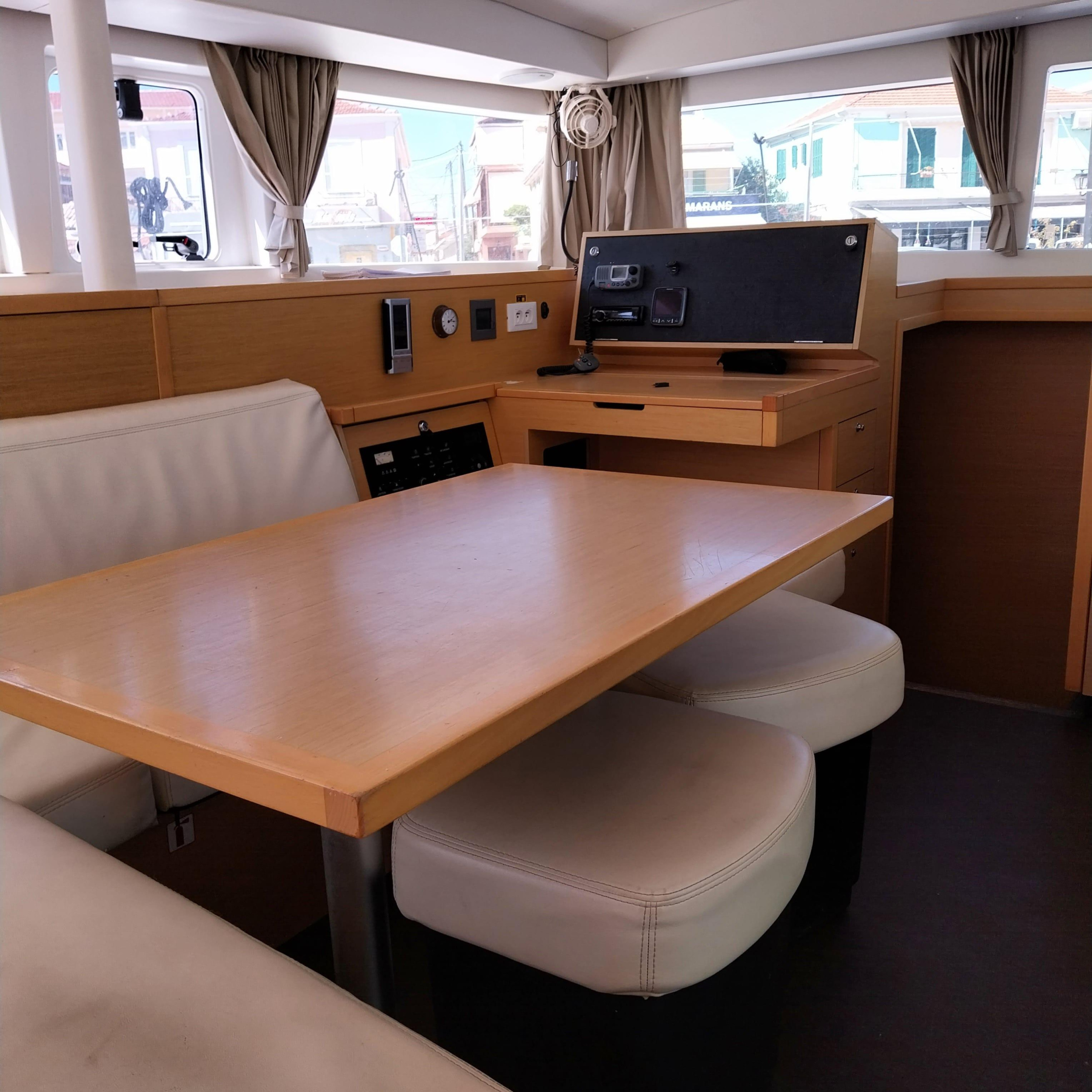 Lagoon 400 S2 — photo 5