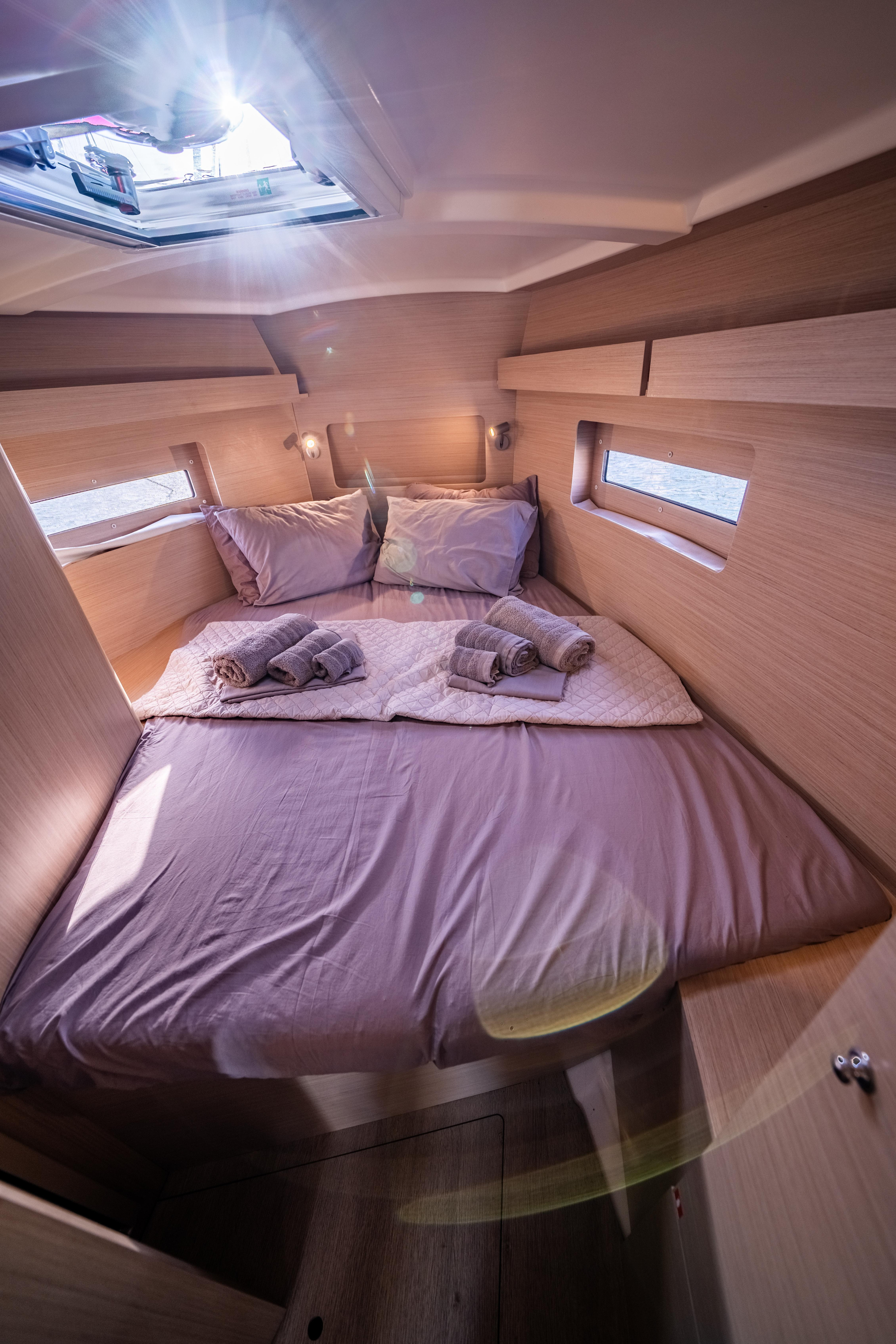 Oceanis 37.1 — photo 14