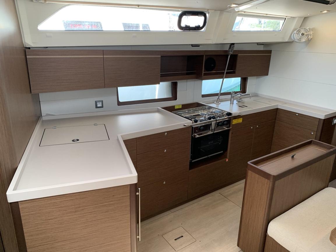 Oceanis 46.1 — photo 10
