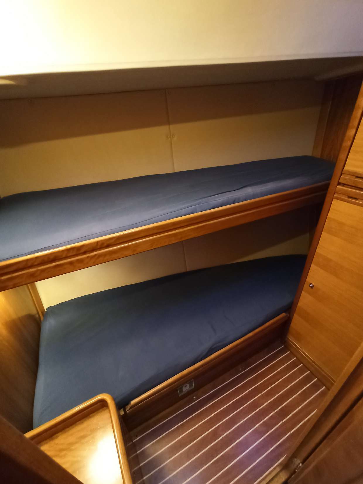 Bavaria 46 Cruiser — photo 14