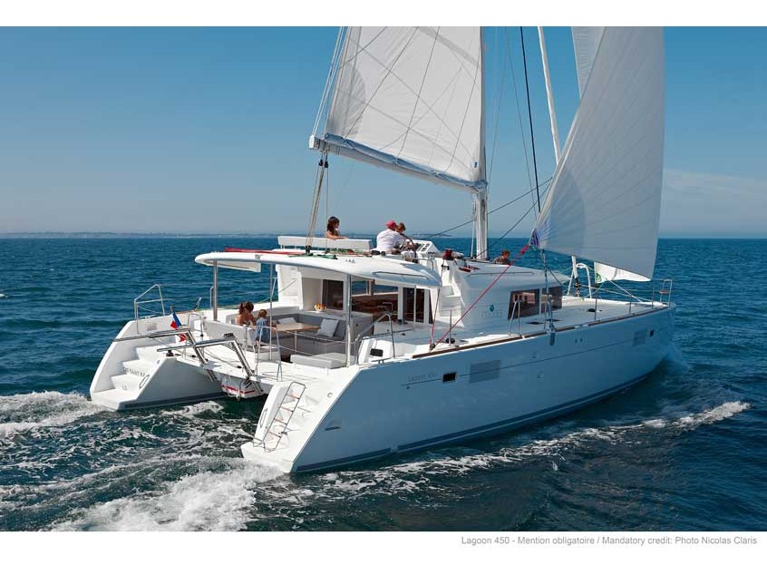 Lagoon 450 — photo 1