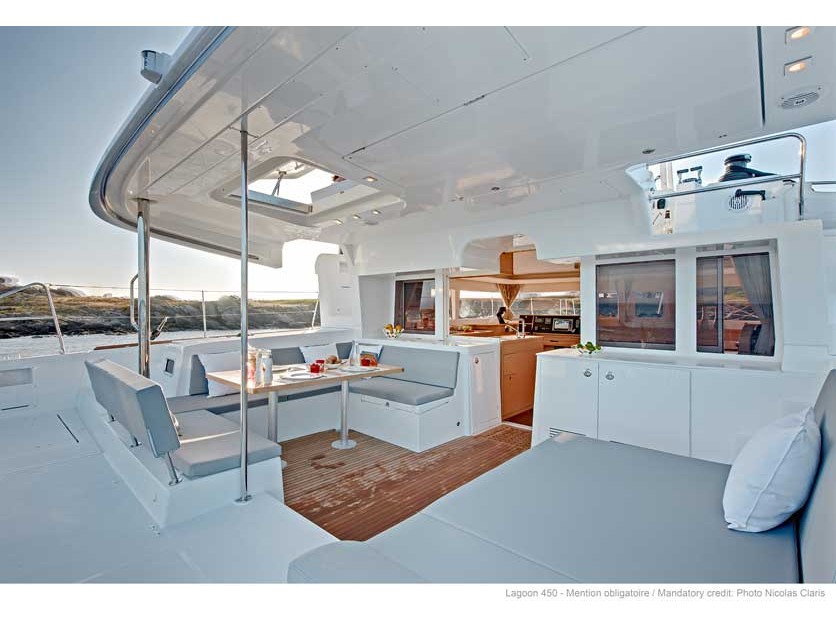 Lagoon 450 — photo 2