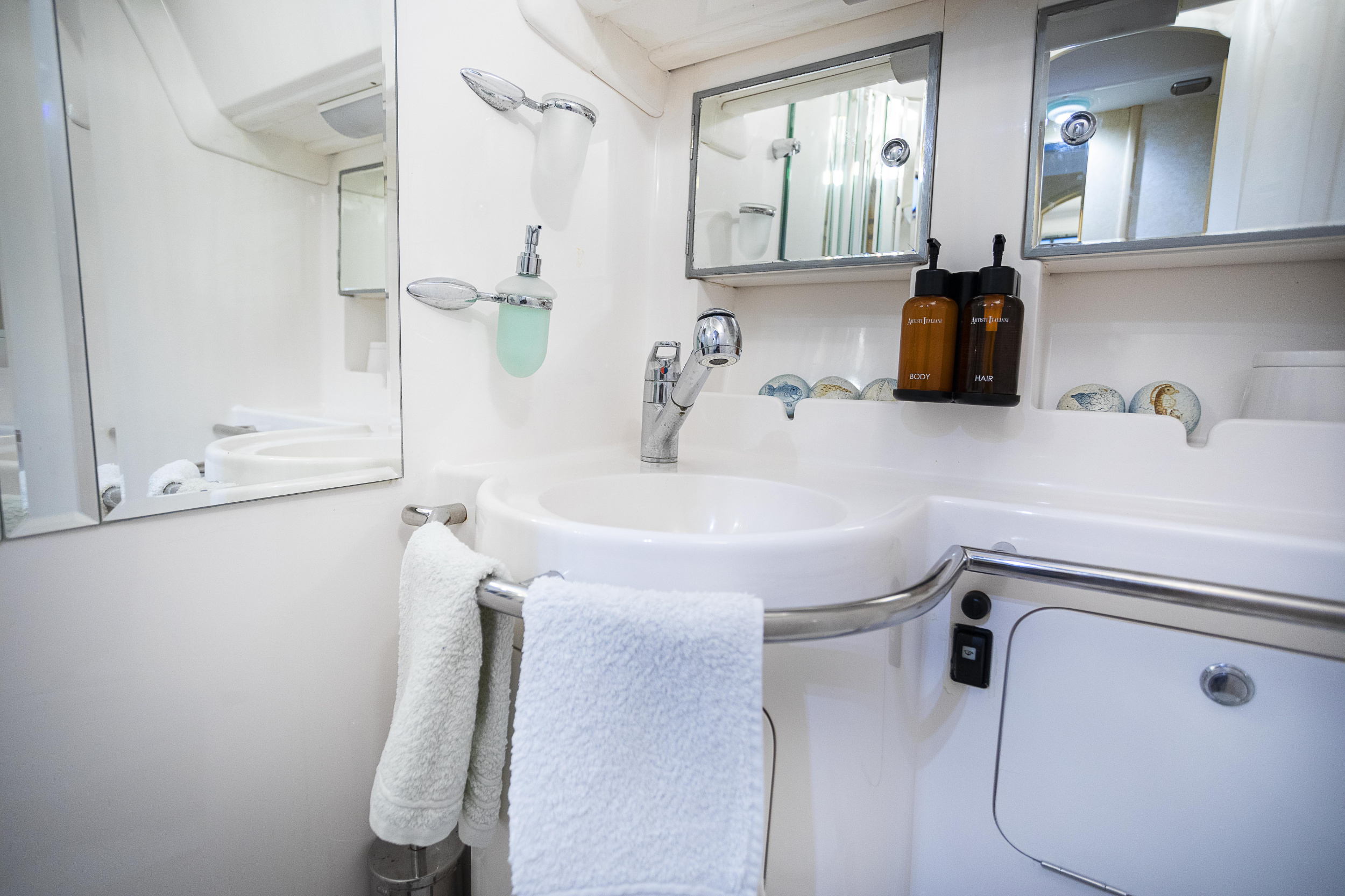 Ocean Star 51.2 — photo 14
