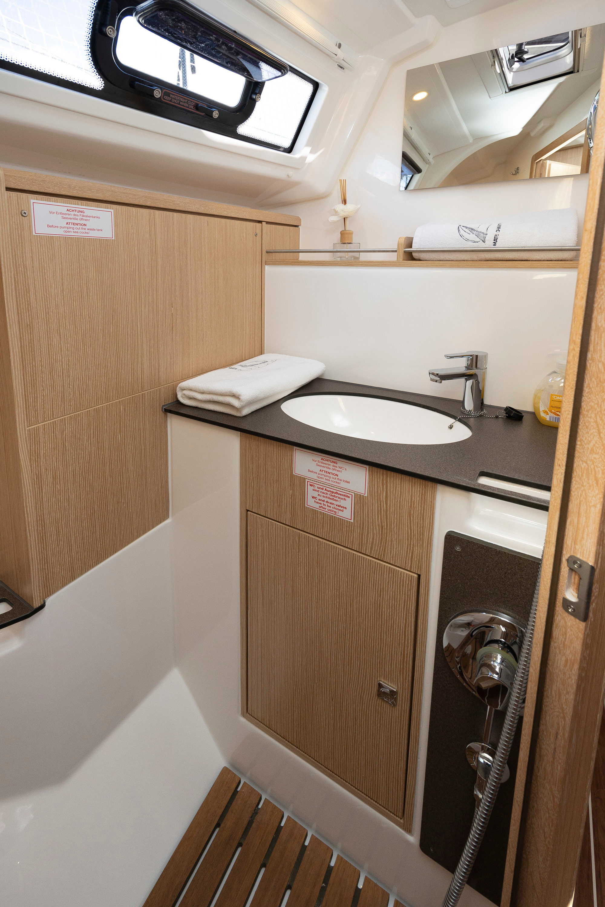 Bavaria Cruiser 37 Style — photo 13