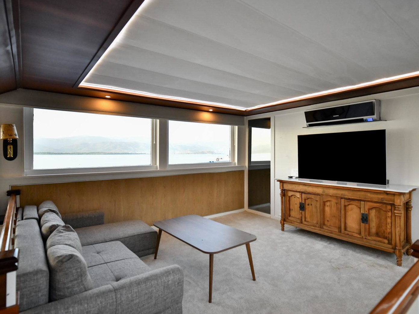 Custom built Motoryacht — photo 7