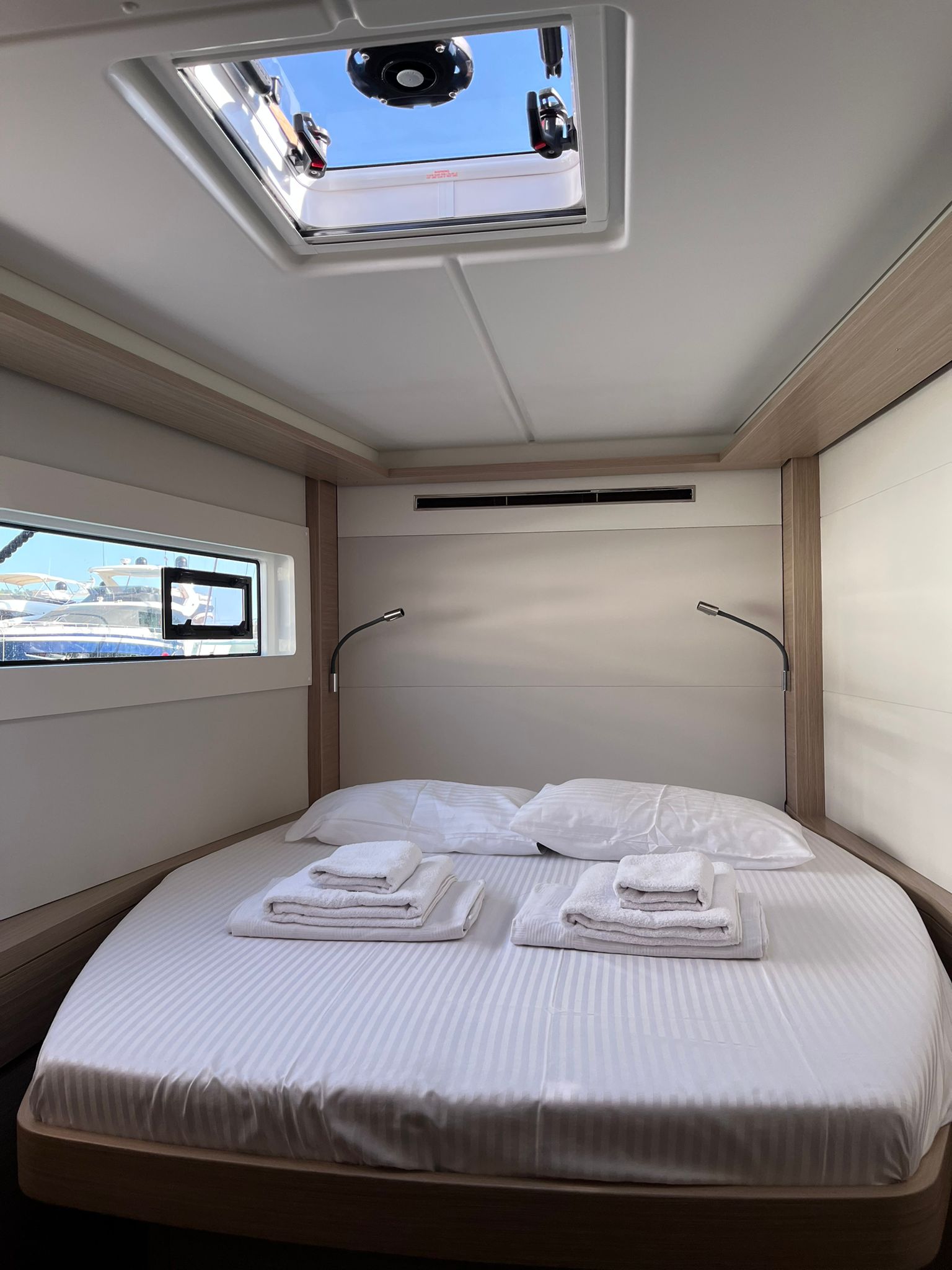 Lagoon 46 Fly — photo 11