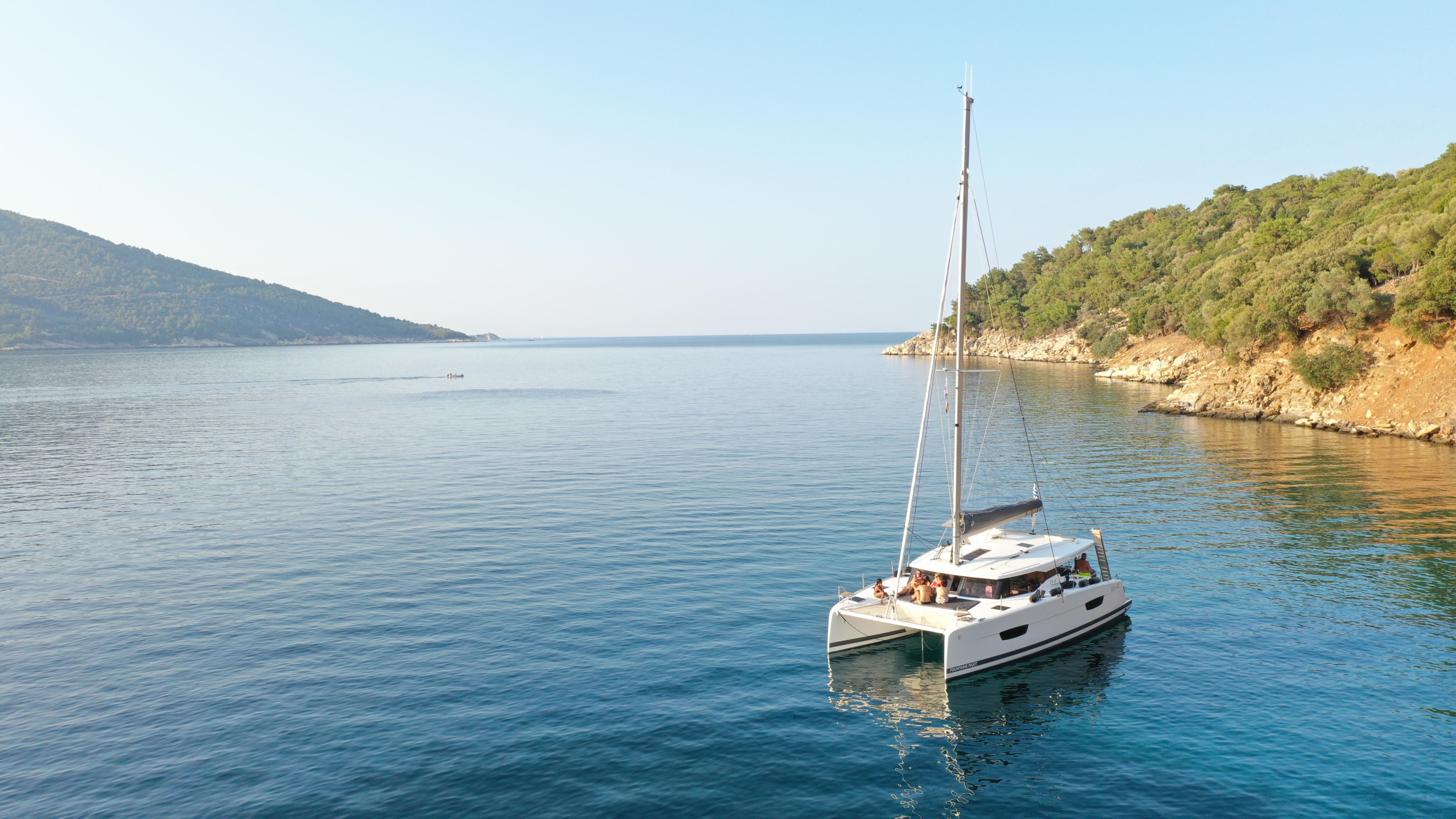 Isla 40 ( & Watermaker & - 4+1 Cabins/4 Heads) — photo 14